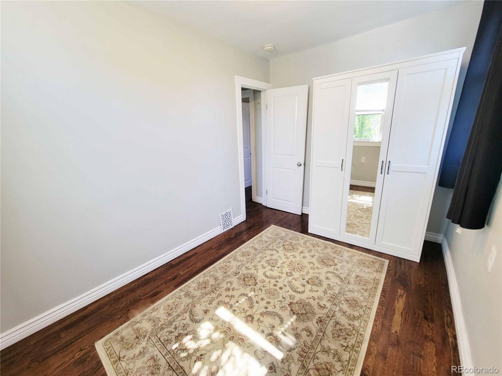 MLS Image #26 for 424 n clarkson street,denver, Colorado