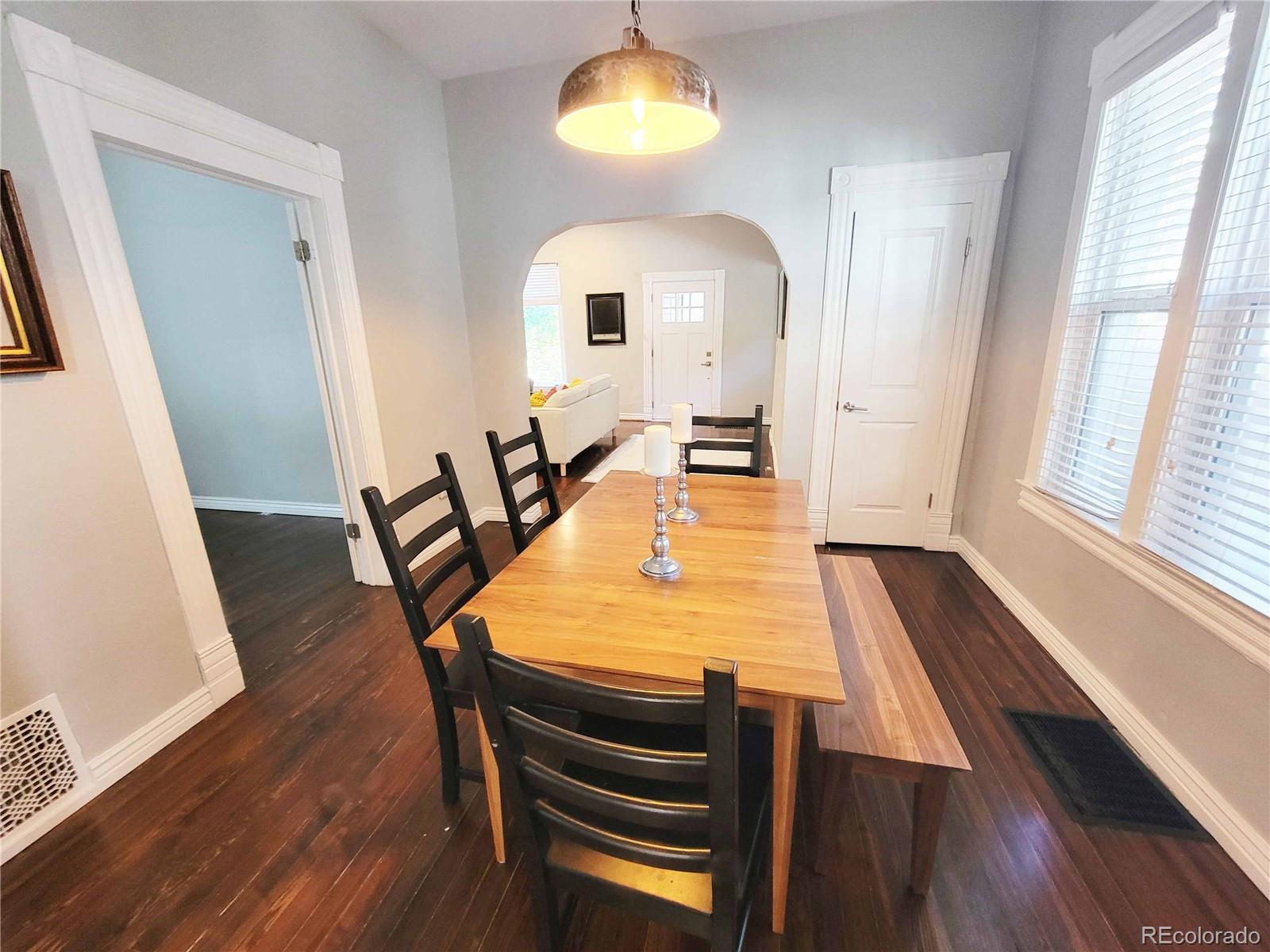 MLS Image #6 for 424 n clarkson street,denver, Colorado