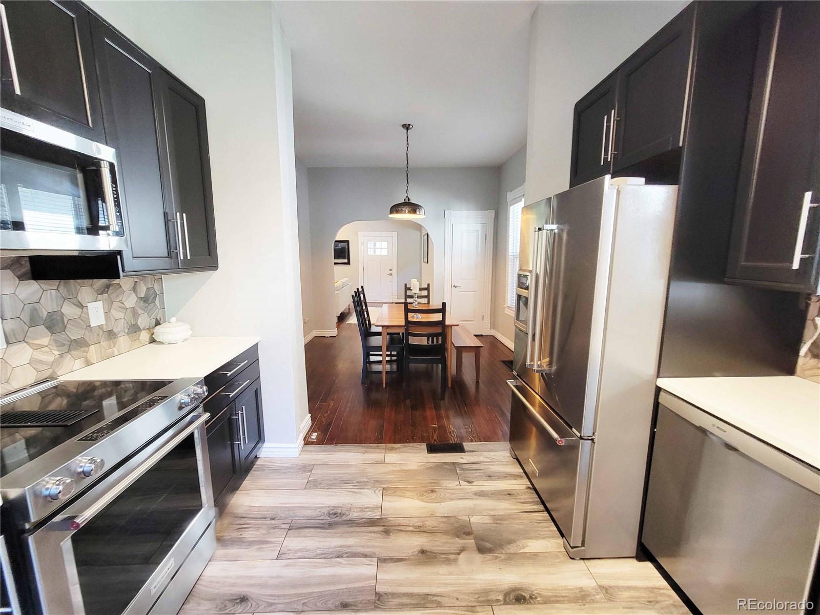 MLS Image #9 for 424 n clarkson street,denver, Colorado