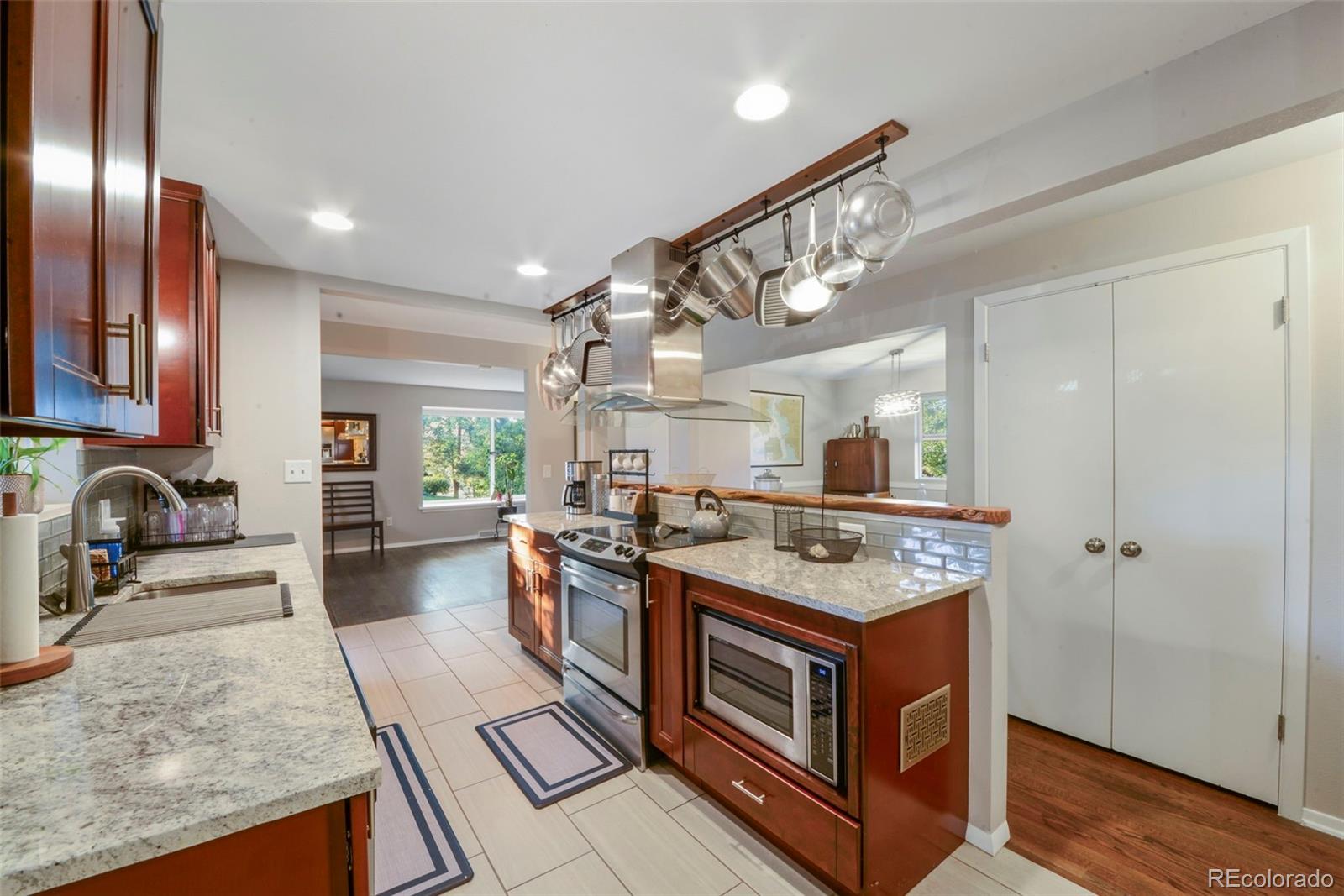 MLS Image #11 for 2110  tabor drive,lakewood, Colorado