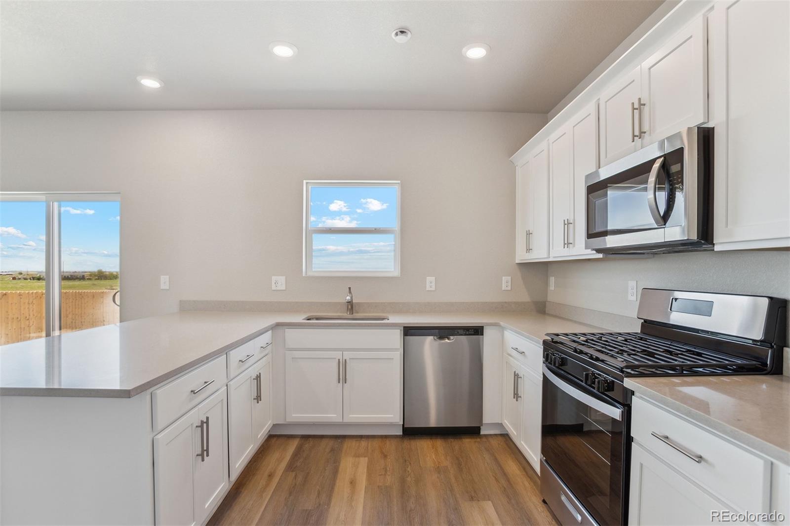MLS Image #8 for 48225  shetland drive ,bennett, Colorado