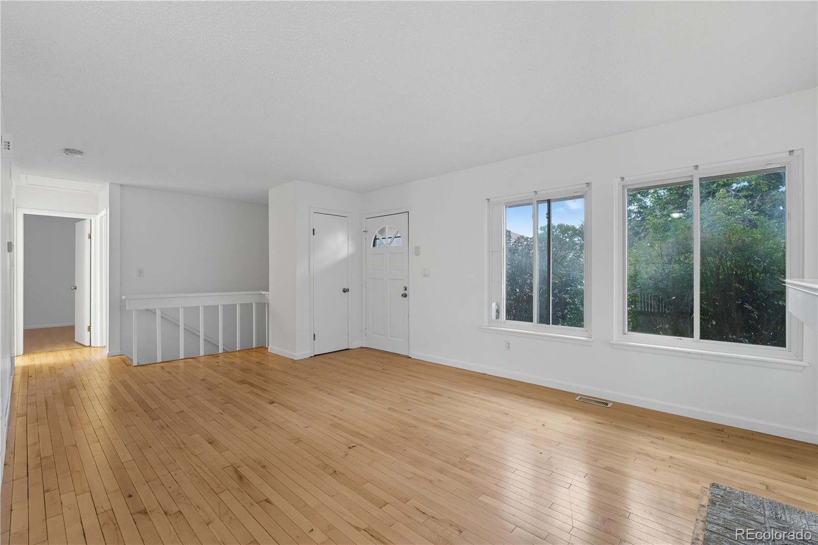 MLS Image #11 for 3581 s olathe street,aurora, Colorado