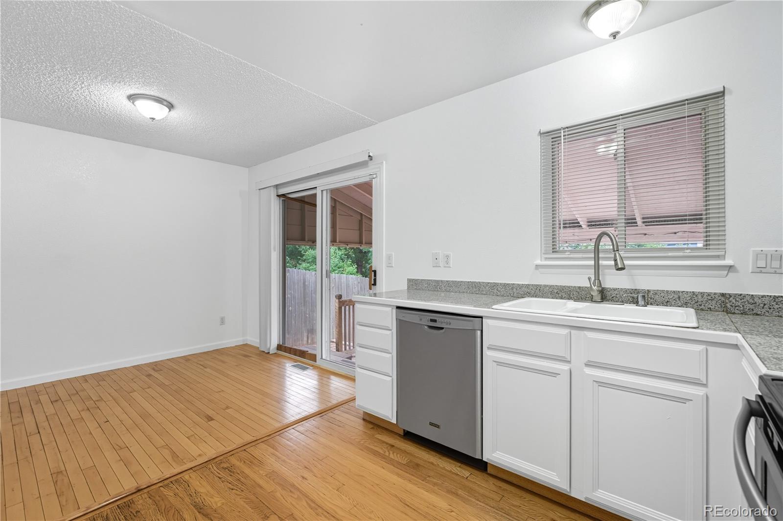 MLS Image #14 for 3581 s olathe street,aurora, Colorado
