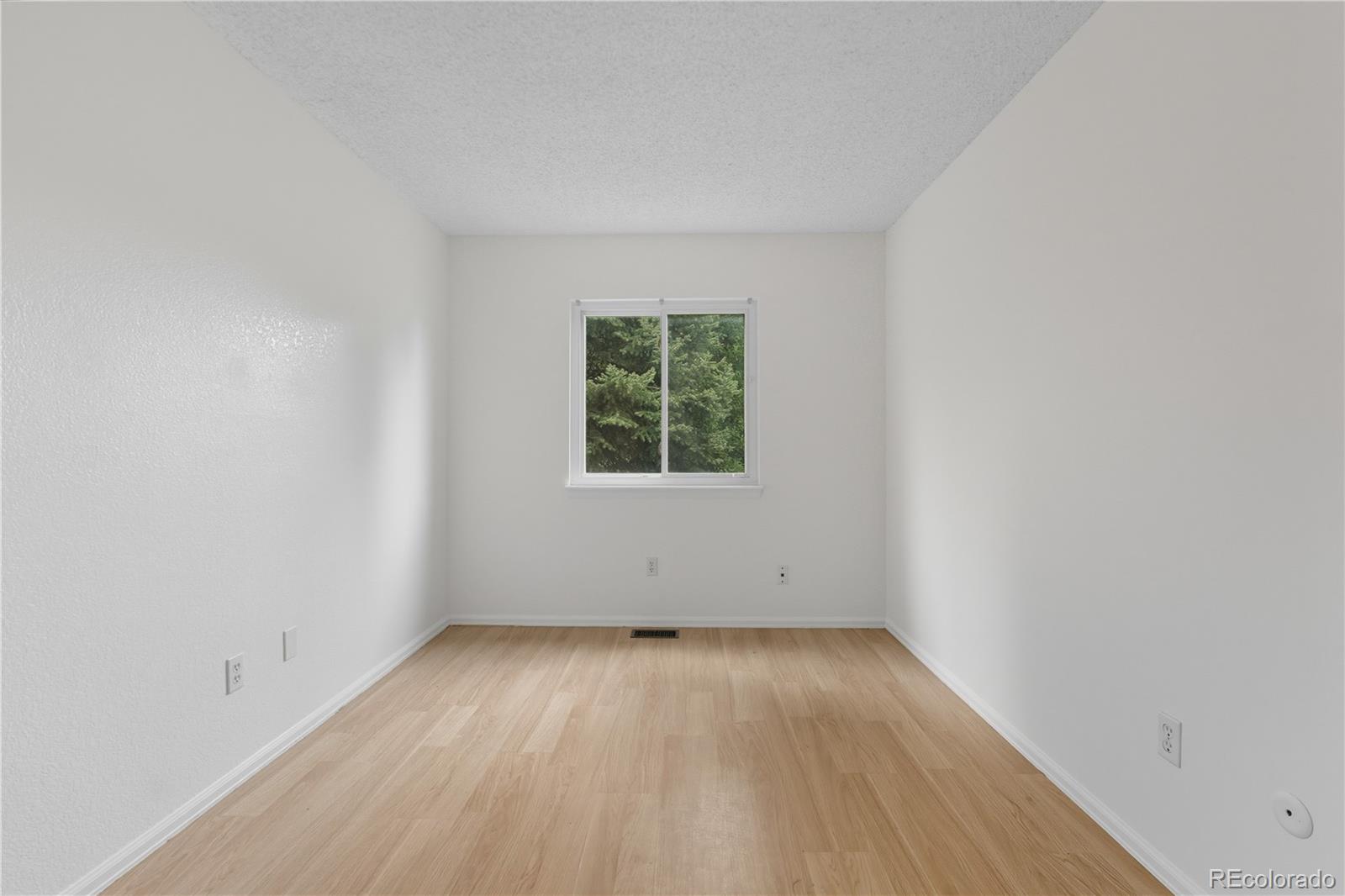 MLS Image #19 for 3581 s olathe street,aurora, Colorado