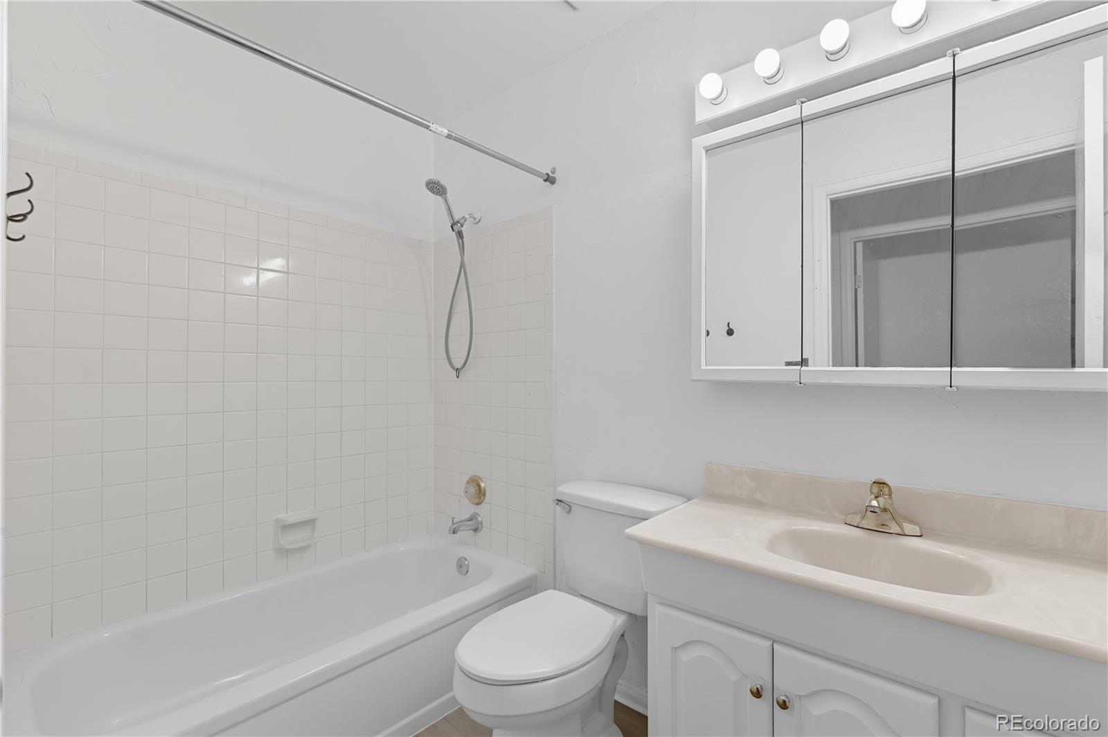 MLS Image #21 for 3581 s olathe street,aurora, Colorado