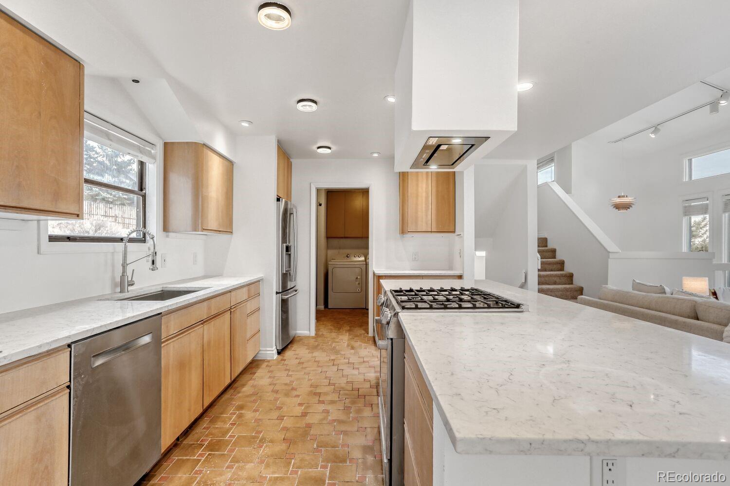 MLS Image #12 for 8483  thunderhead drive,boulder, Colorado