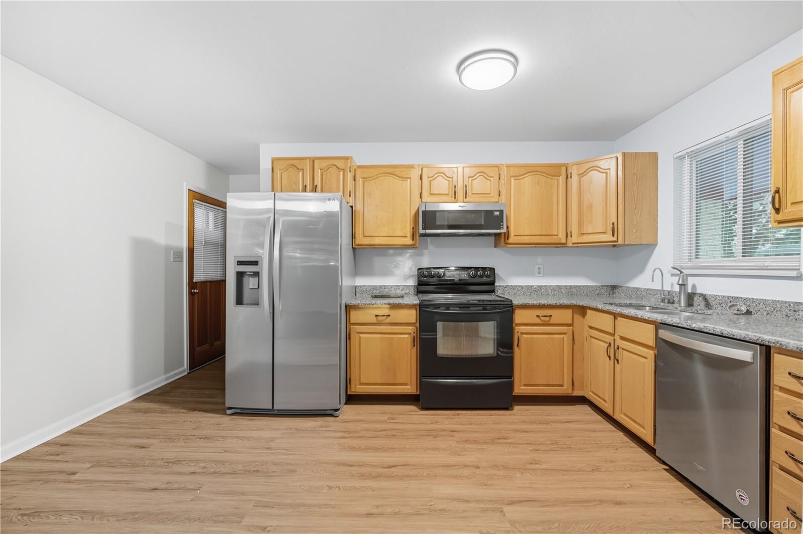 MLS Image #10 for 11623 e virginia drive,aurora, Colorado