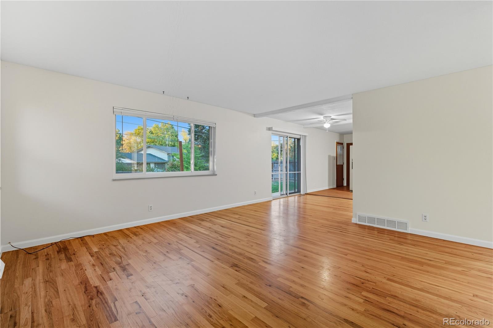 MLS Image #8 for 11623 e virginia drive,aurora, Colorado