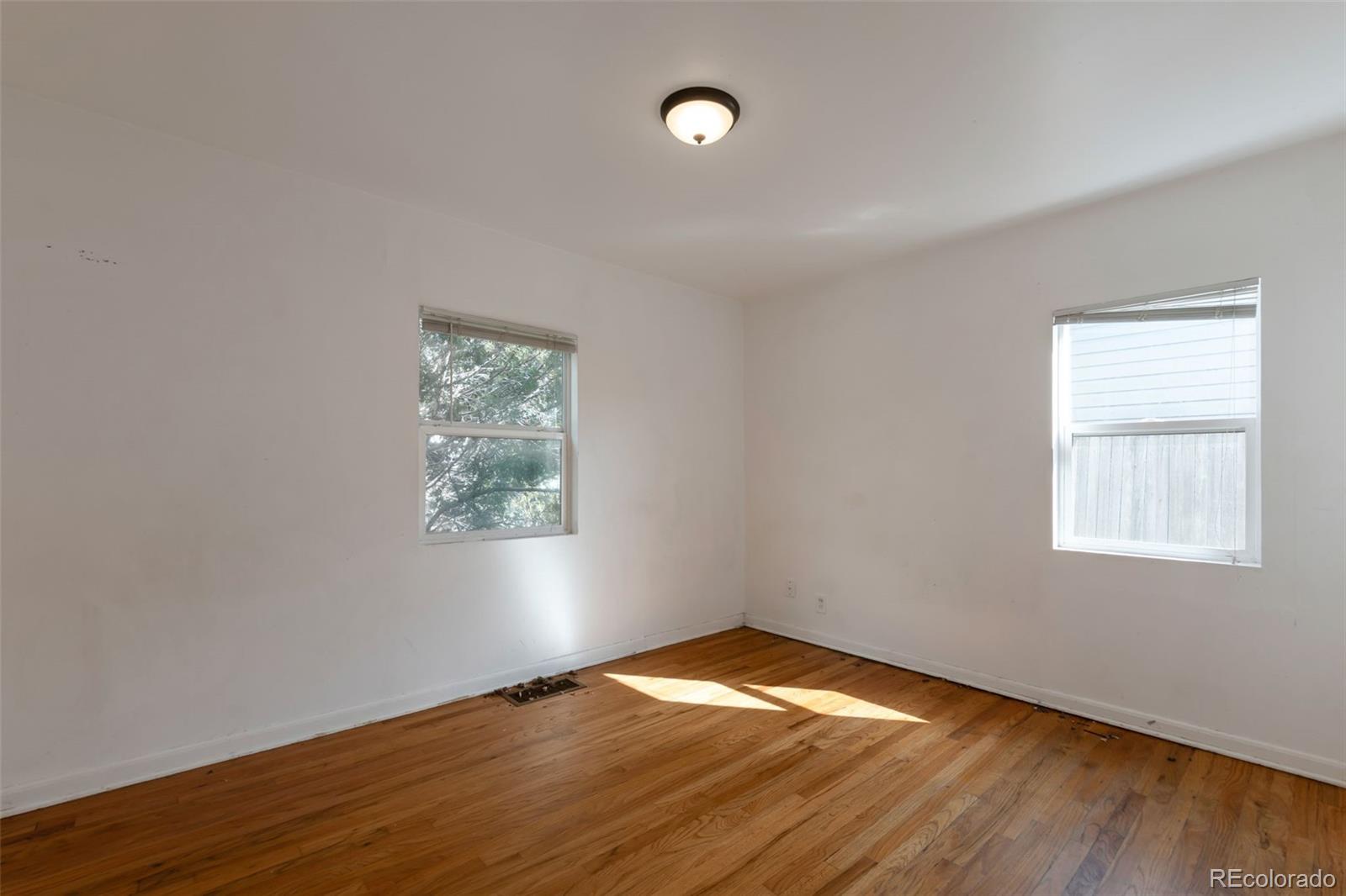 MLS Image #4 for 1645  iola street,aurora, Colorado