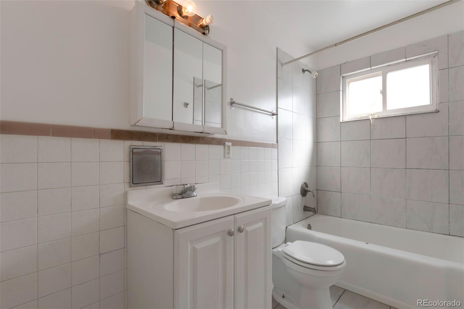 MLS Image #7 for 1645  iola street,aurora, Colorado