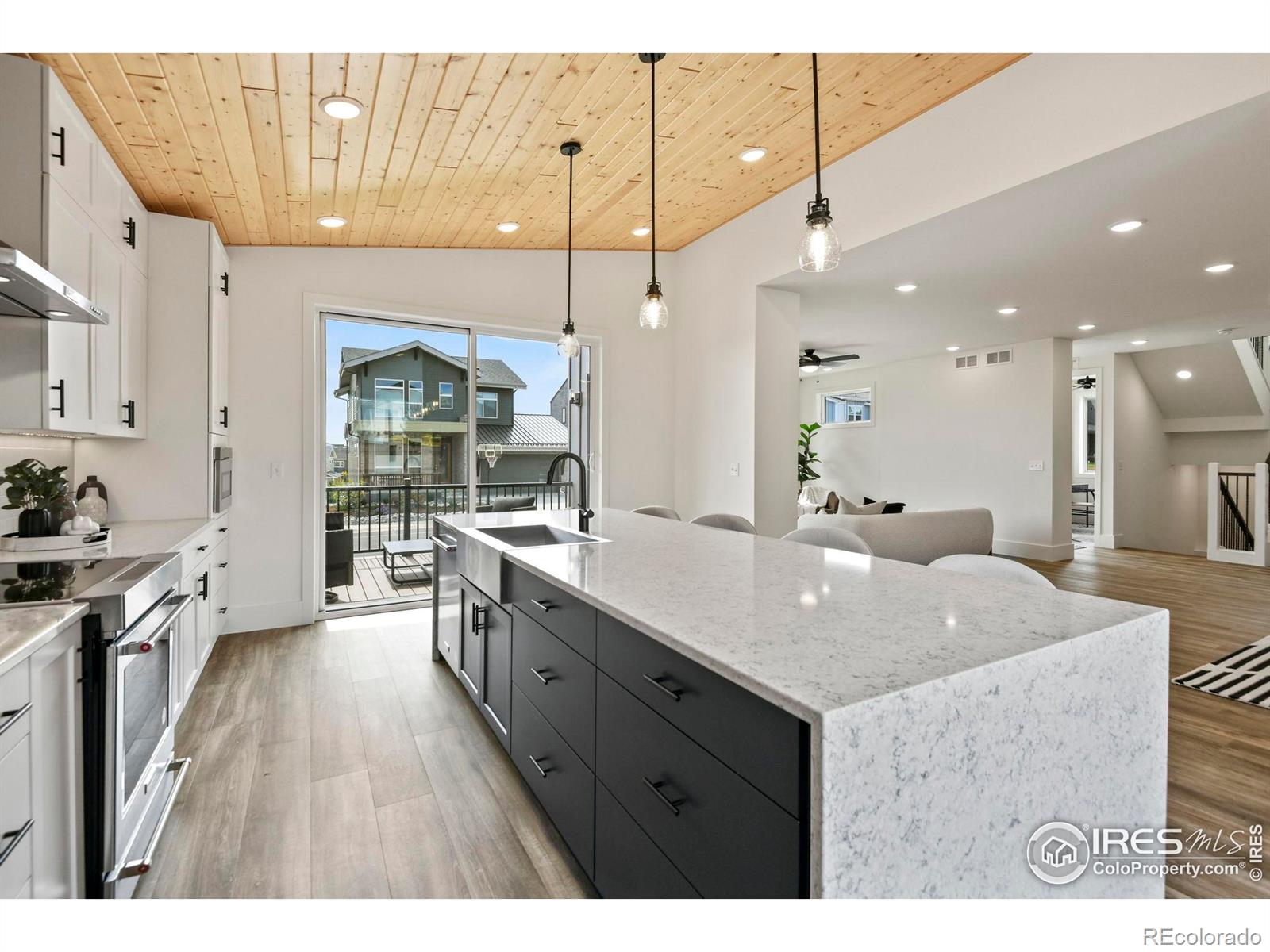 MLS Image #16 for 955  arapahoe circle,louisville, Colorado