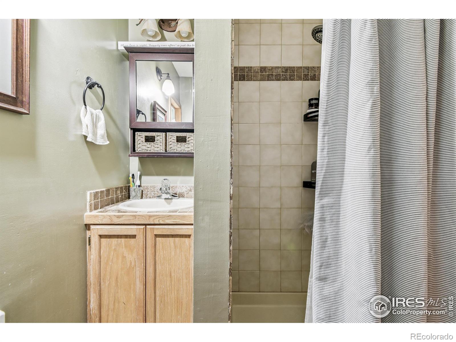 MLS Image #13 for 541  riverside drive,lyons, Colorado