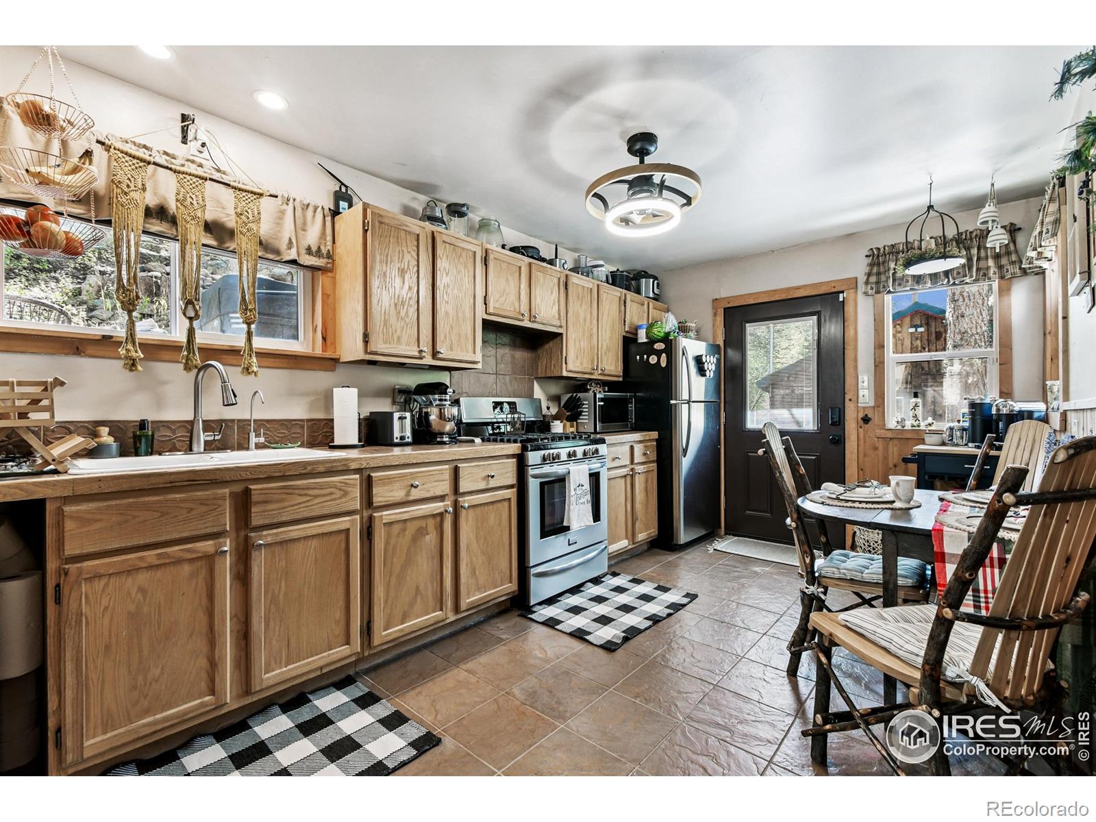 MLS Image #4 for 541  riverside drive,lyons, Colorado