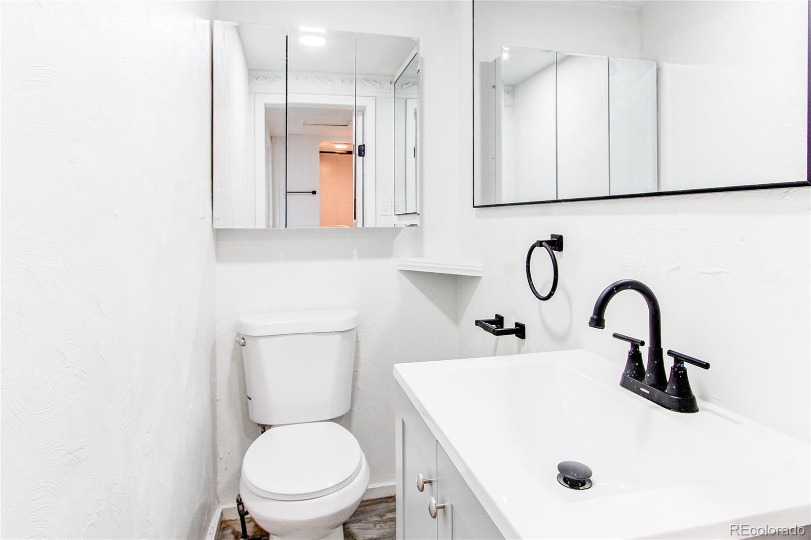 MLS Image #12 for 637  stuart street,denver, Colorado