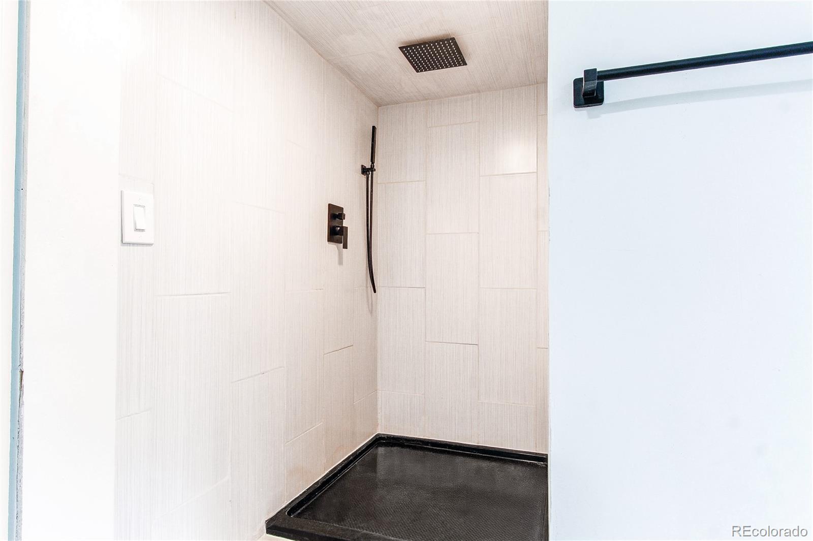 MLS Image #13 for 637  stuart street,denver, Colorado