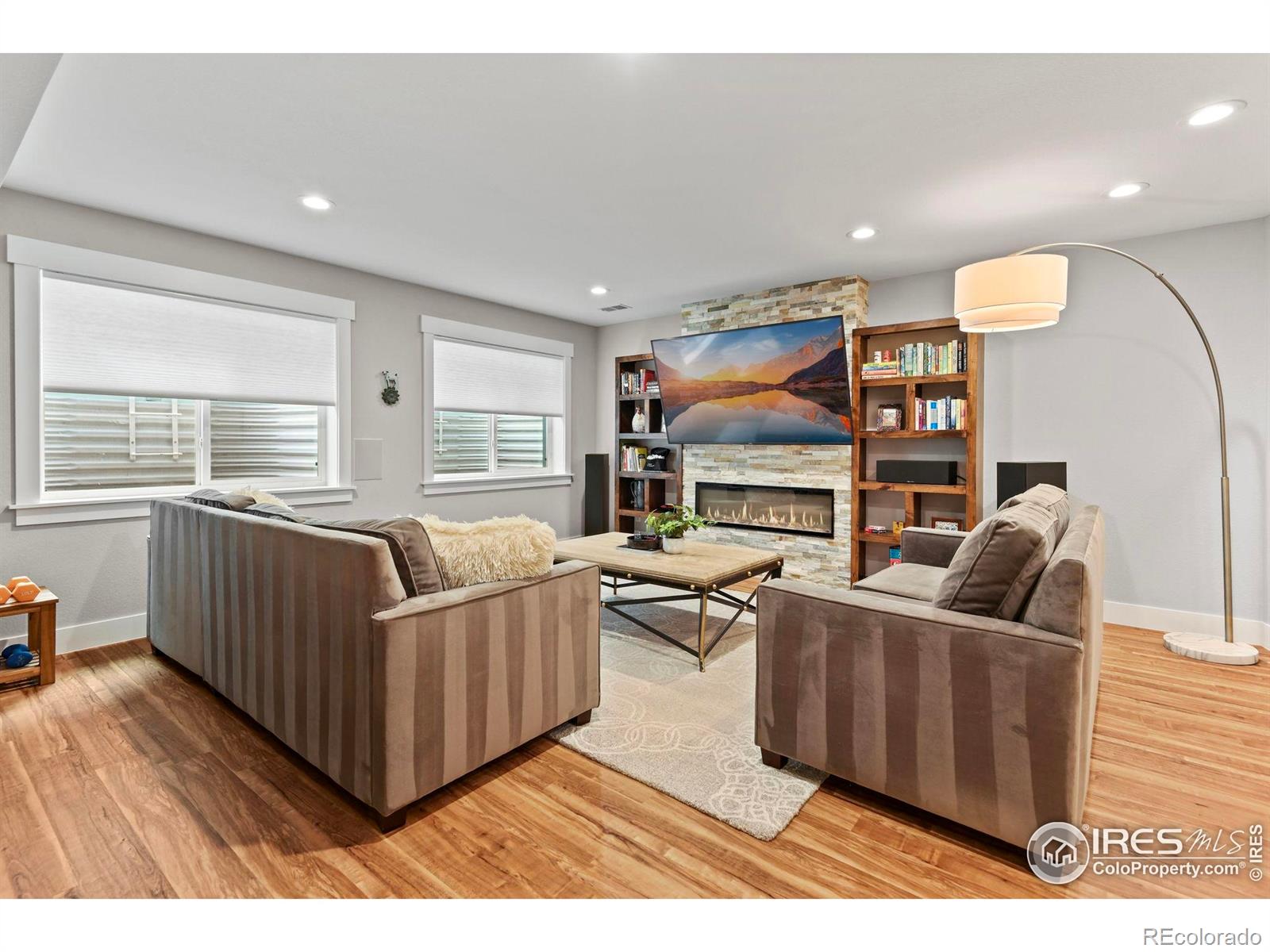 MLS Image #28 for 2849  crater lake lane,lafayette, Colorado