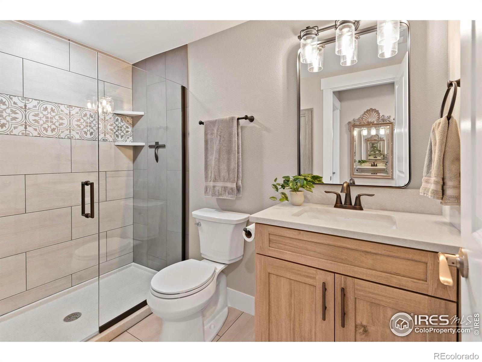 MLS Image #32 for 2849  crater lake lane,lafayette, Colorado