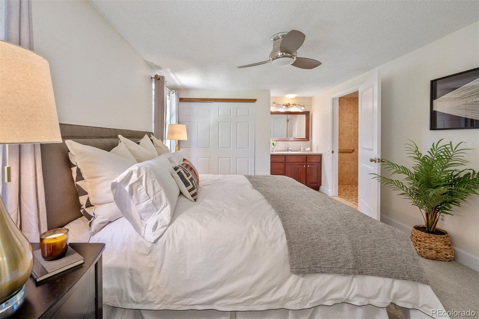 MLS Image #14 for 9021 e amherst drive b,denver, Colorado