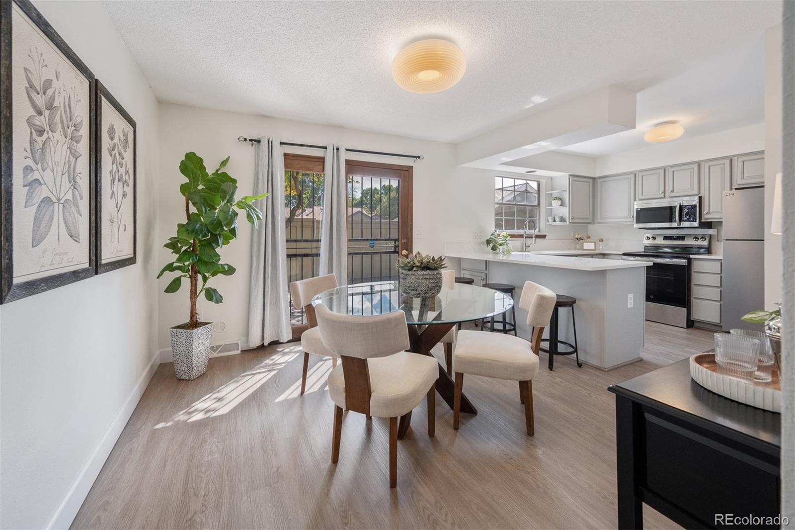 MLS Image #5 for 9021 e amherst drive b,denver, Colorado