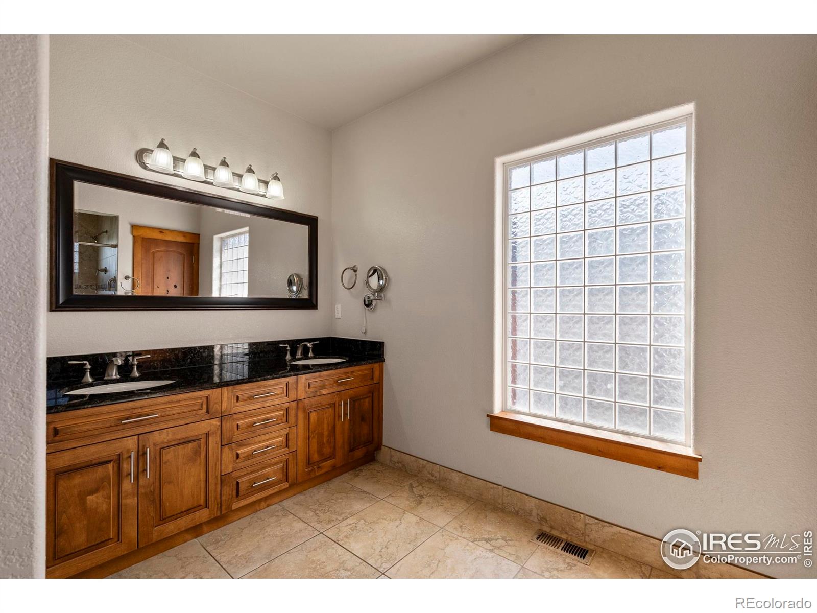 MLS Image #10 for 36775  county road 53 ,eaton, Colorado