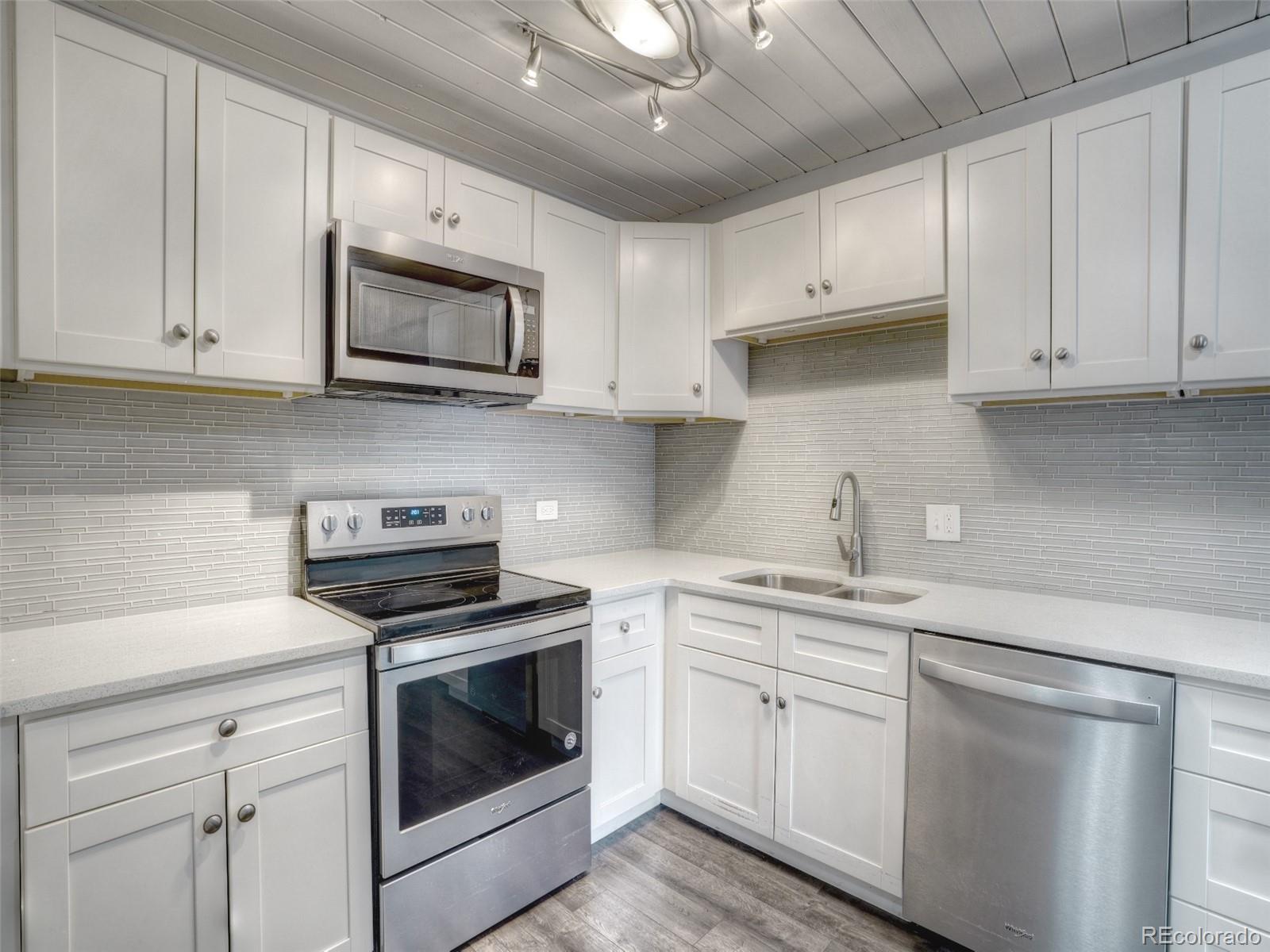 MLS Image #12 for 665 s clinton street 14a,denver, Colorado