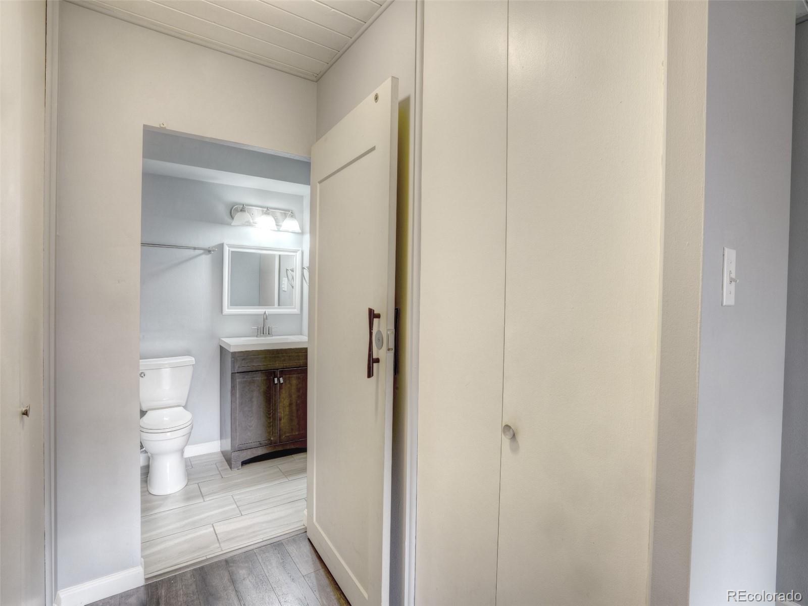 MLS Image #19 for 665 s clinton street 14a,denver, Colorado