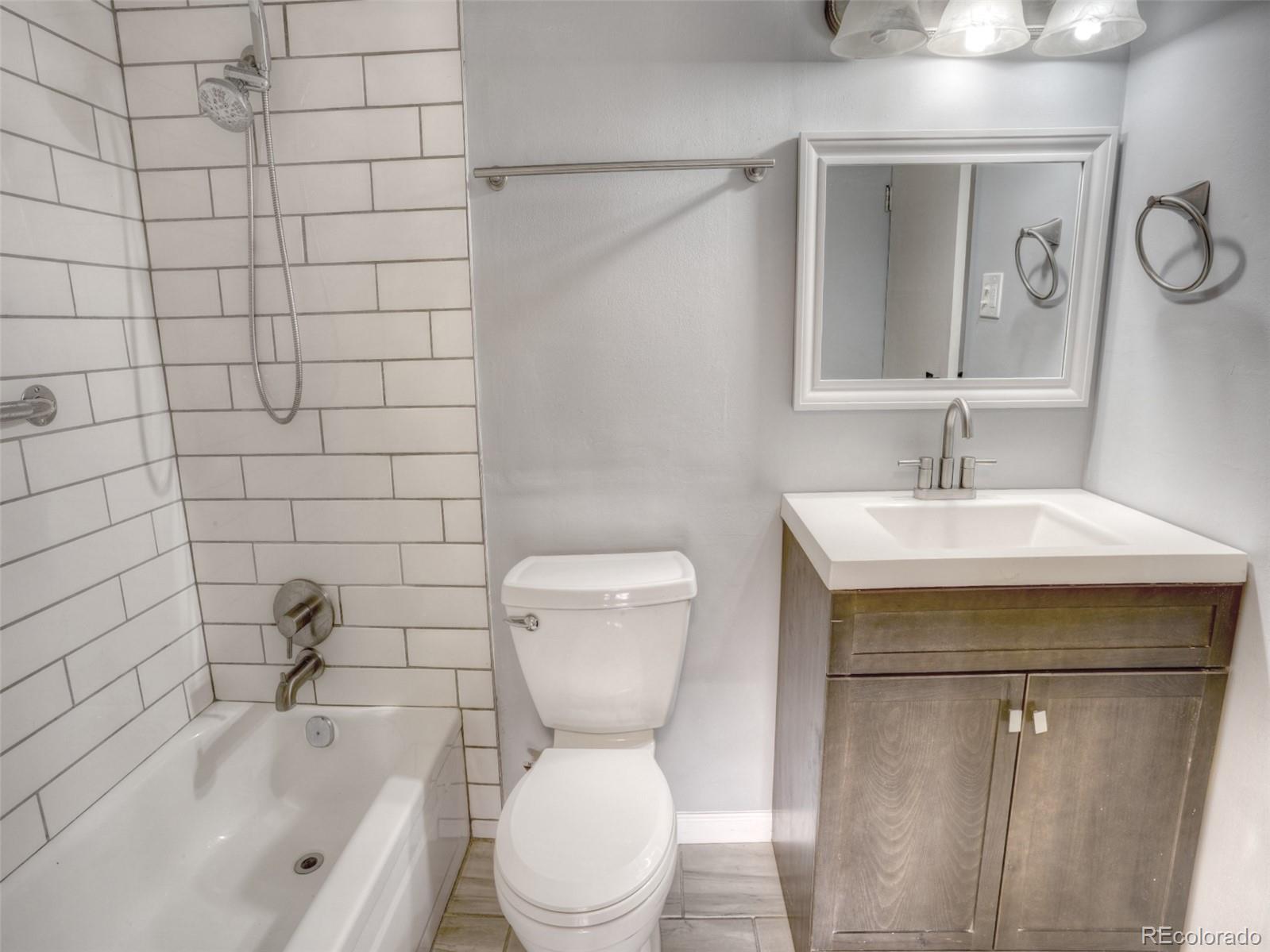 MLS Image #21 for 665 s clinton street 14a,denver, Colorado