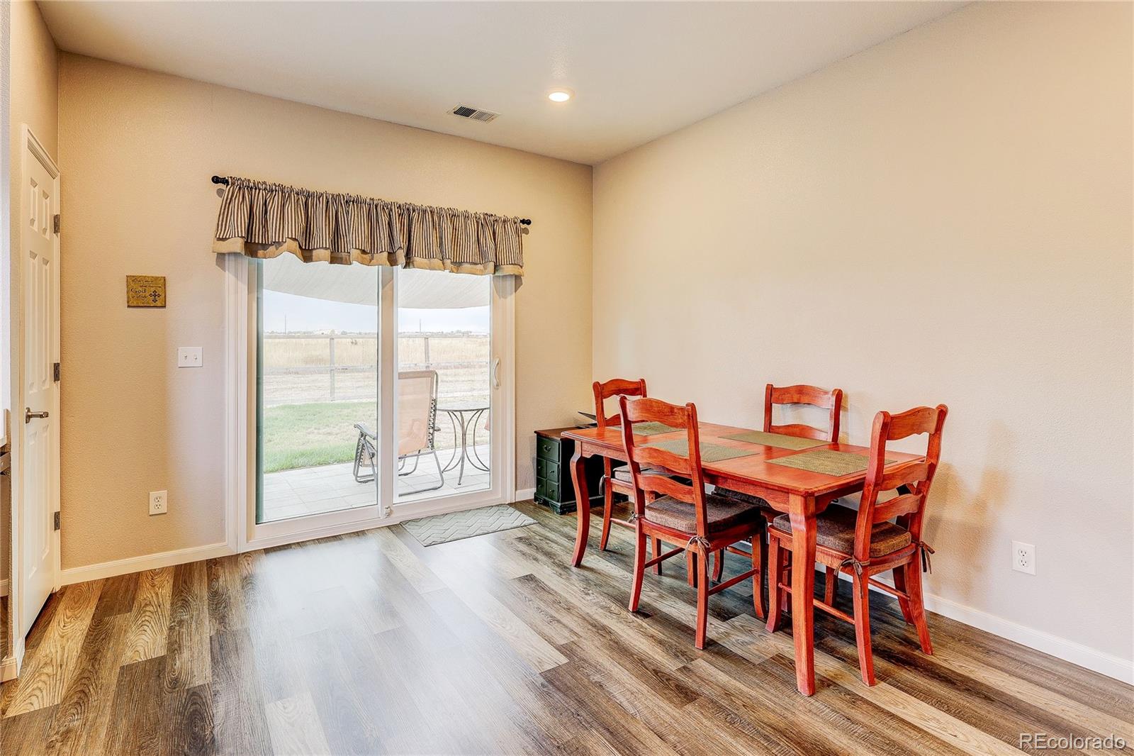MLS Image #11 for 650  elizabeth street circle,dacono, Colorado