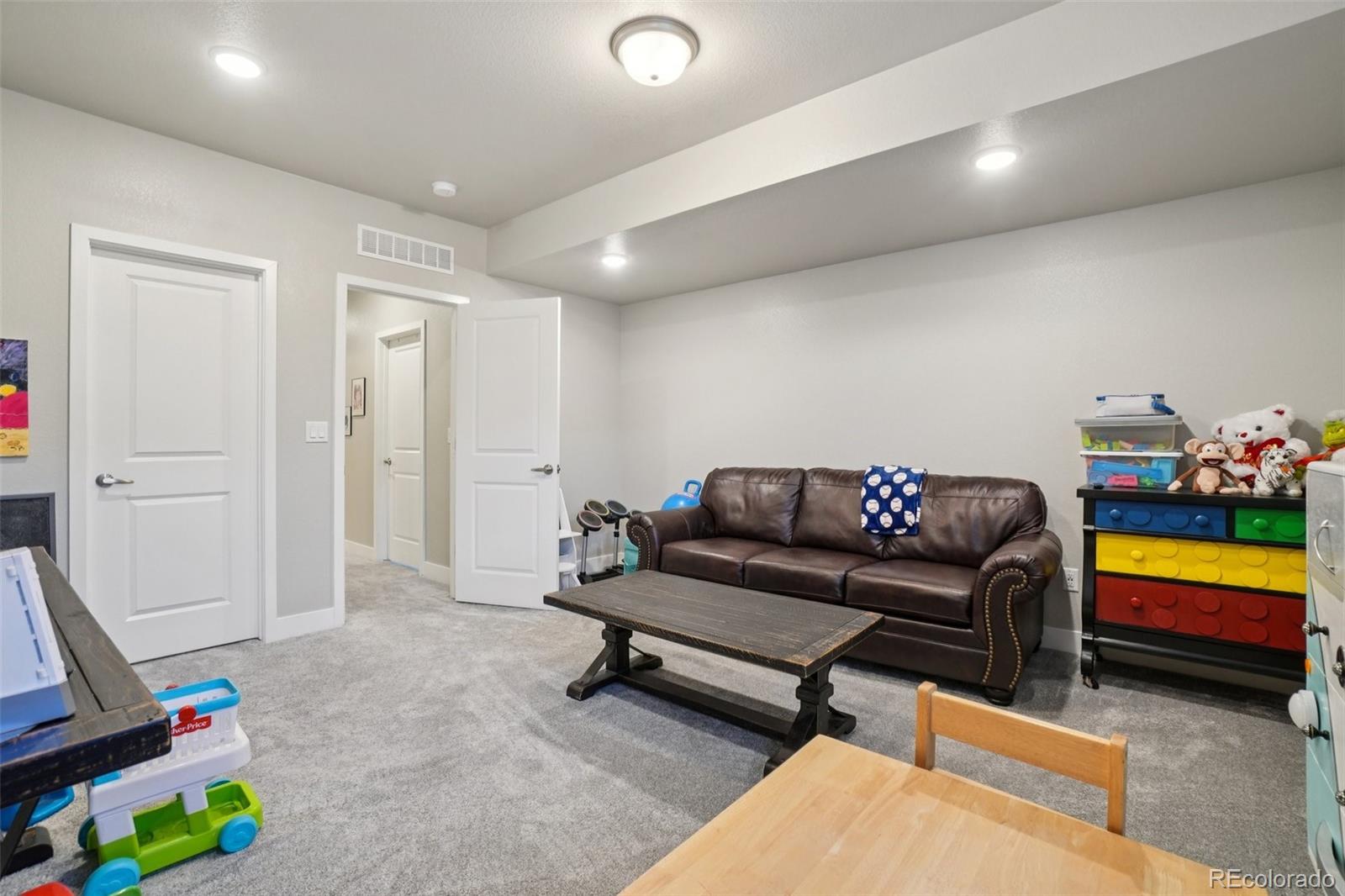 MLS Image #27 for 12541  lake view street,firestone, Colorado