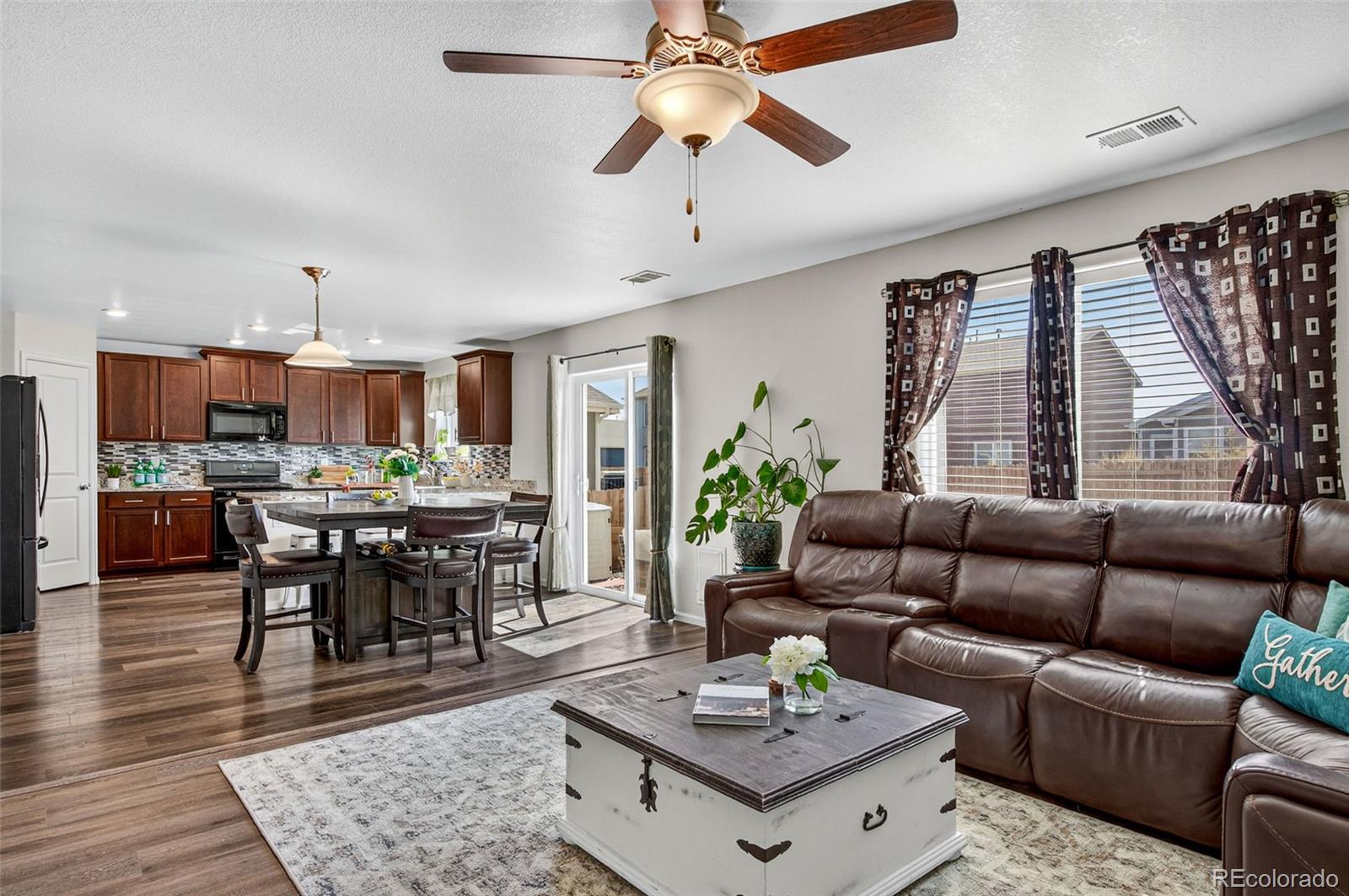 MLS Image #14 for 47322  iris avenue,bennett, Colorado