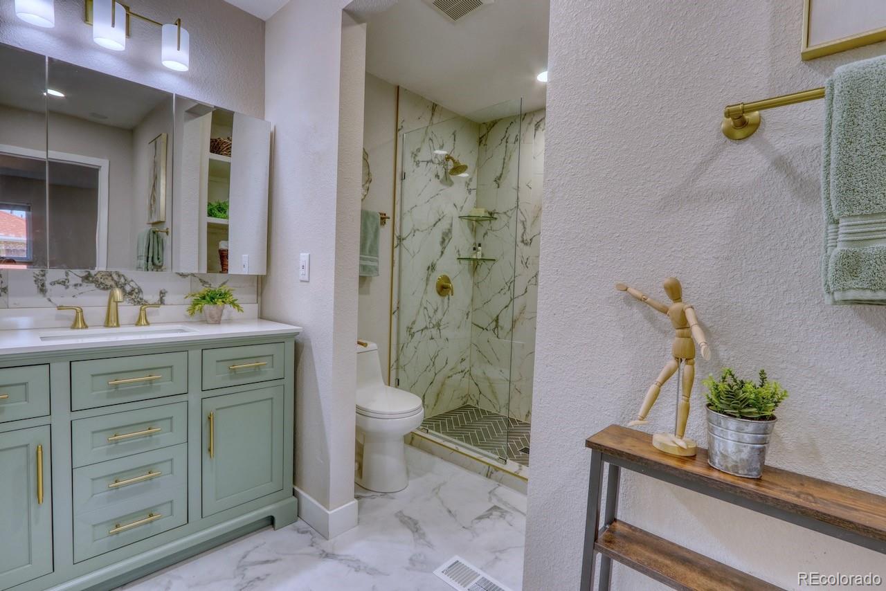 MLS Image #23 for 3395  locust street,denver, Colorado