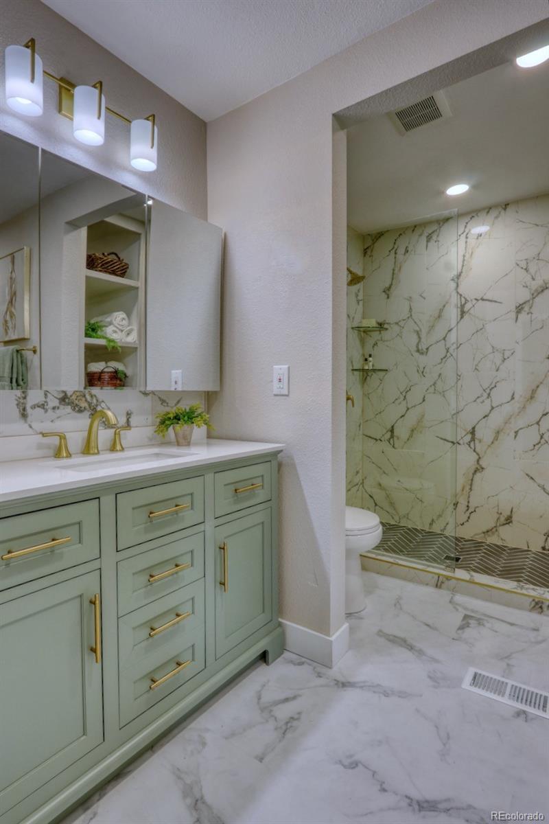 MLS Image #24 for 3395  locust street,denver, Colorado