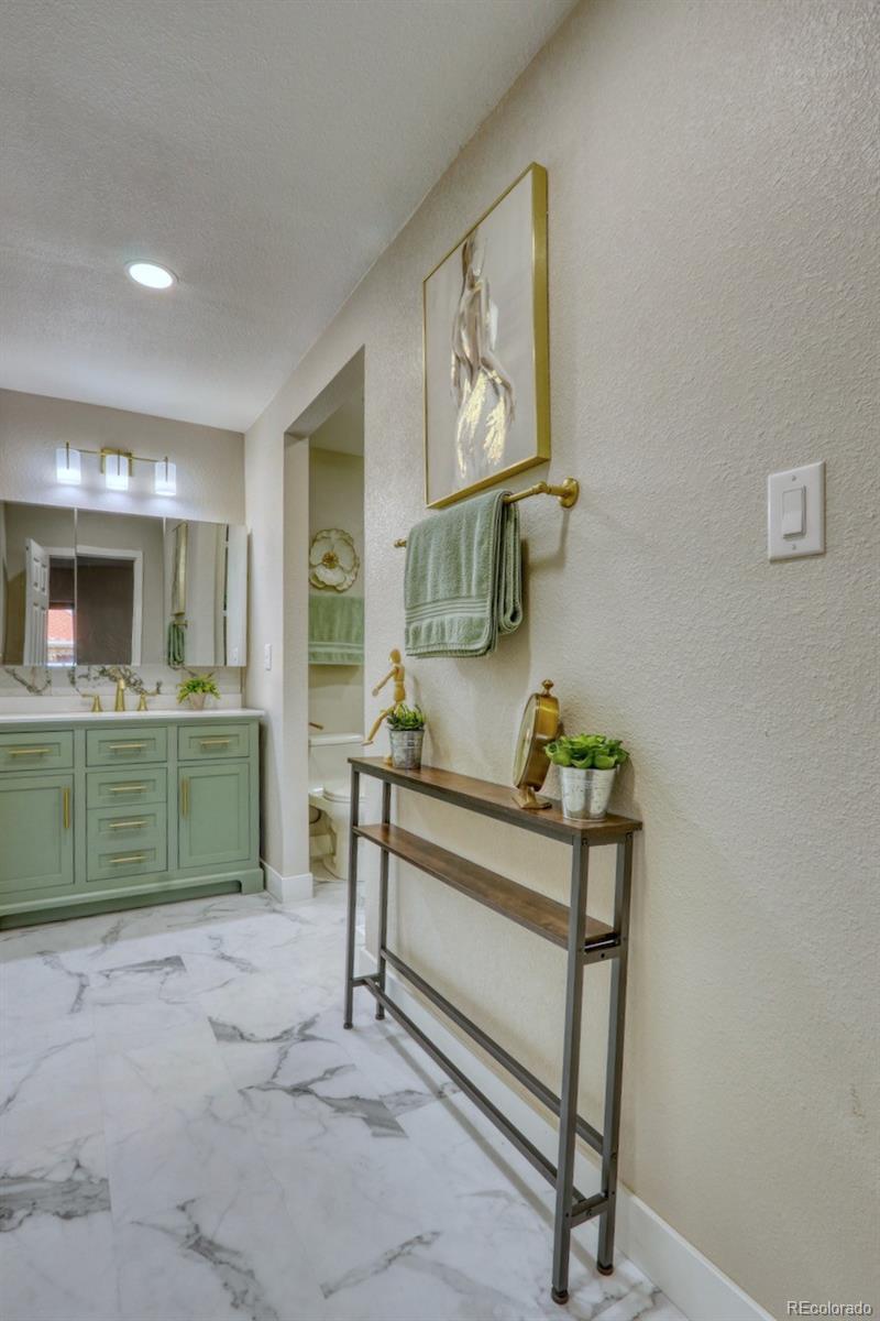 MLS Image #27 for 3395  locust street,denver, Colorado