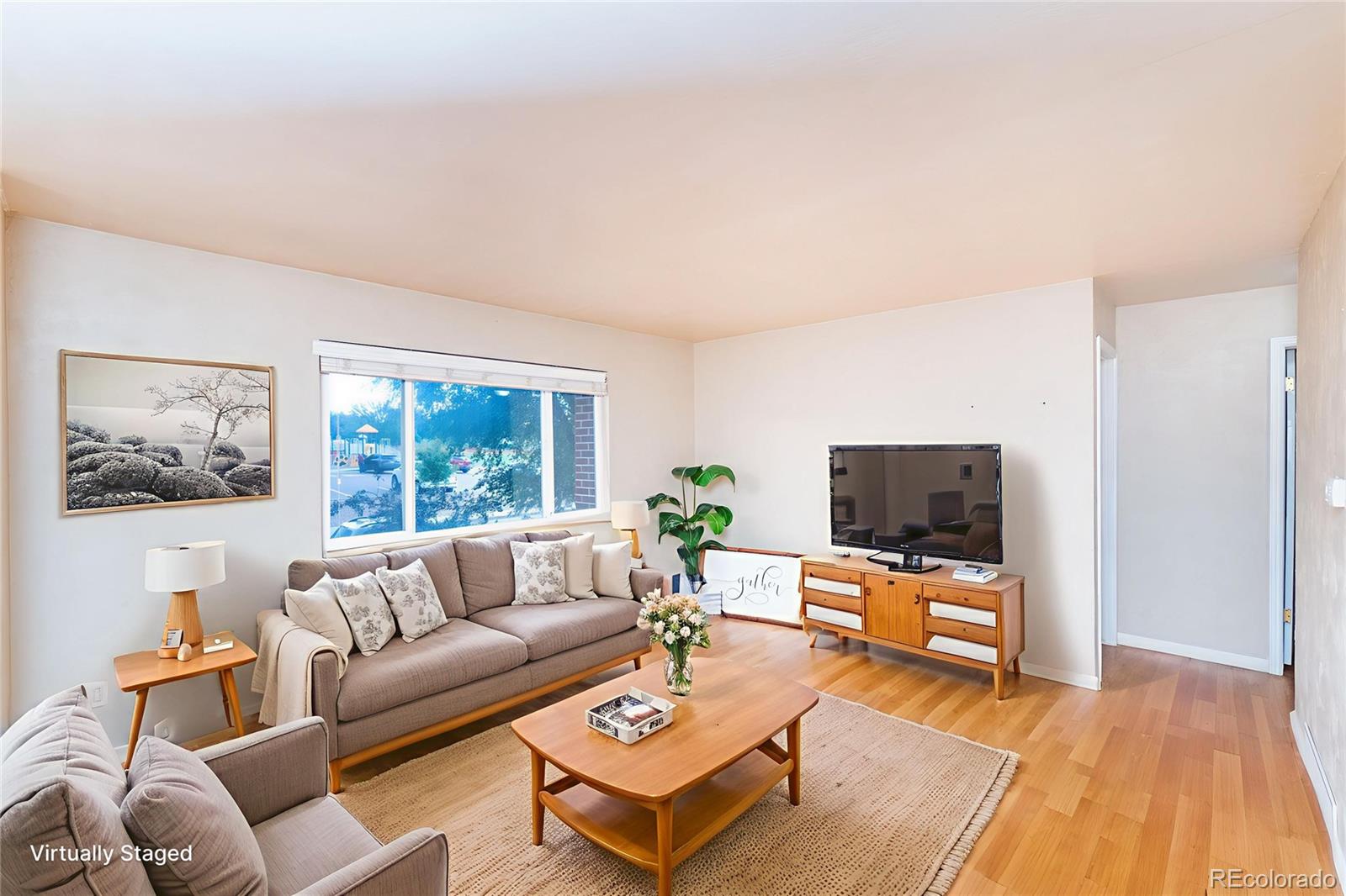 MLS Image #4 for 648  syracuse street,colorado springs, Colorado