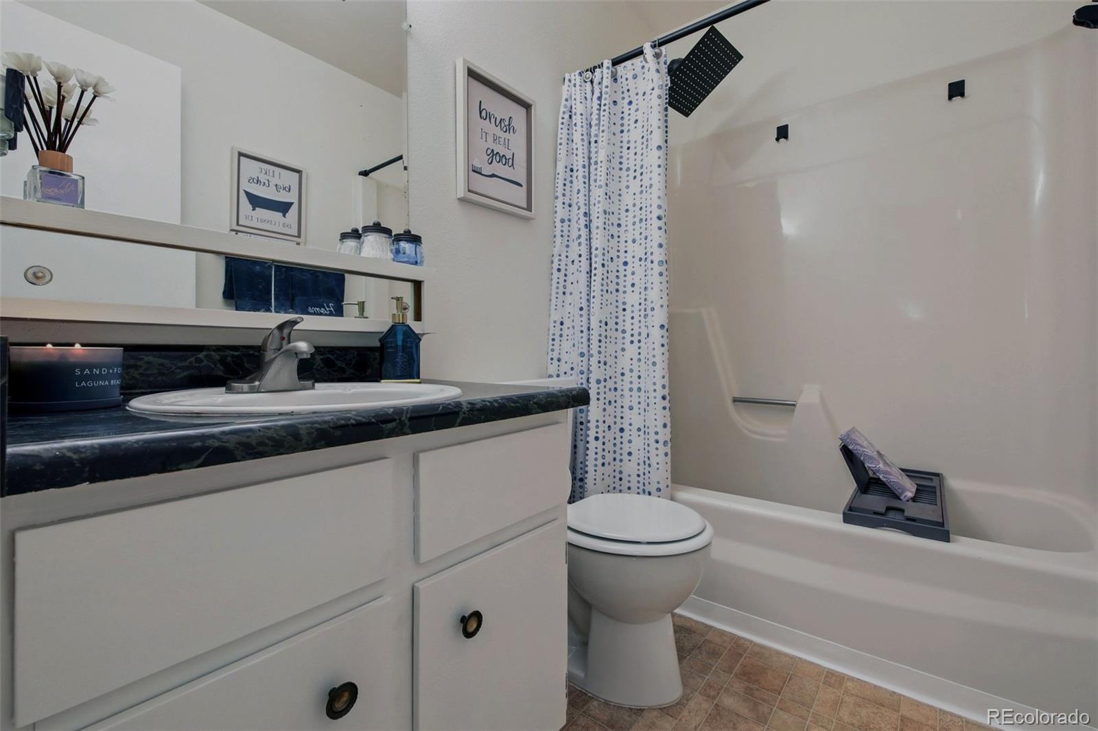 MLS Image #17 for 1679 s lee street c,lakewood, Colorado