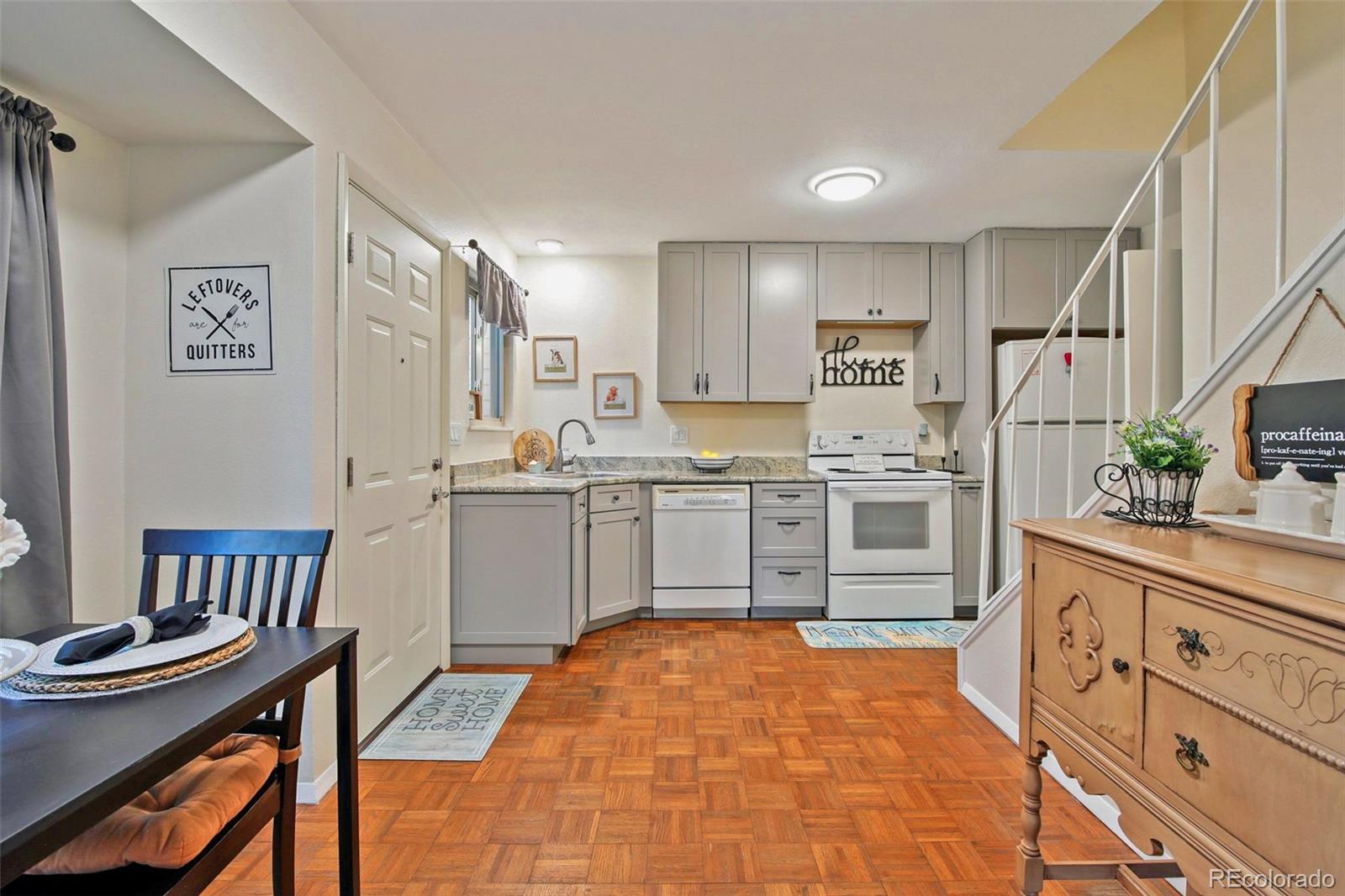 MLS Image #6 for 1679 s lee street c,lakewood, Colorado