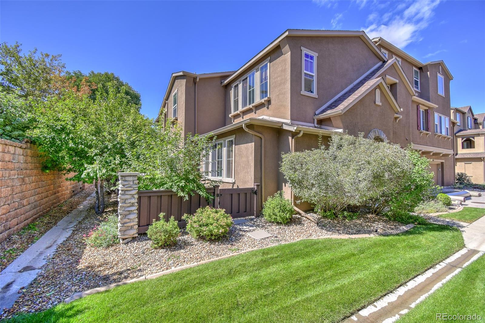 MLS Image #0 for 10580  parkington lane b,highlands ranch, Colorado