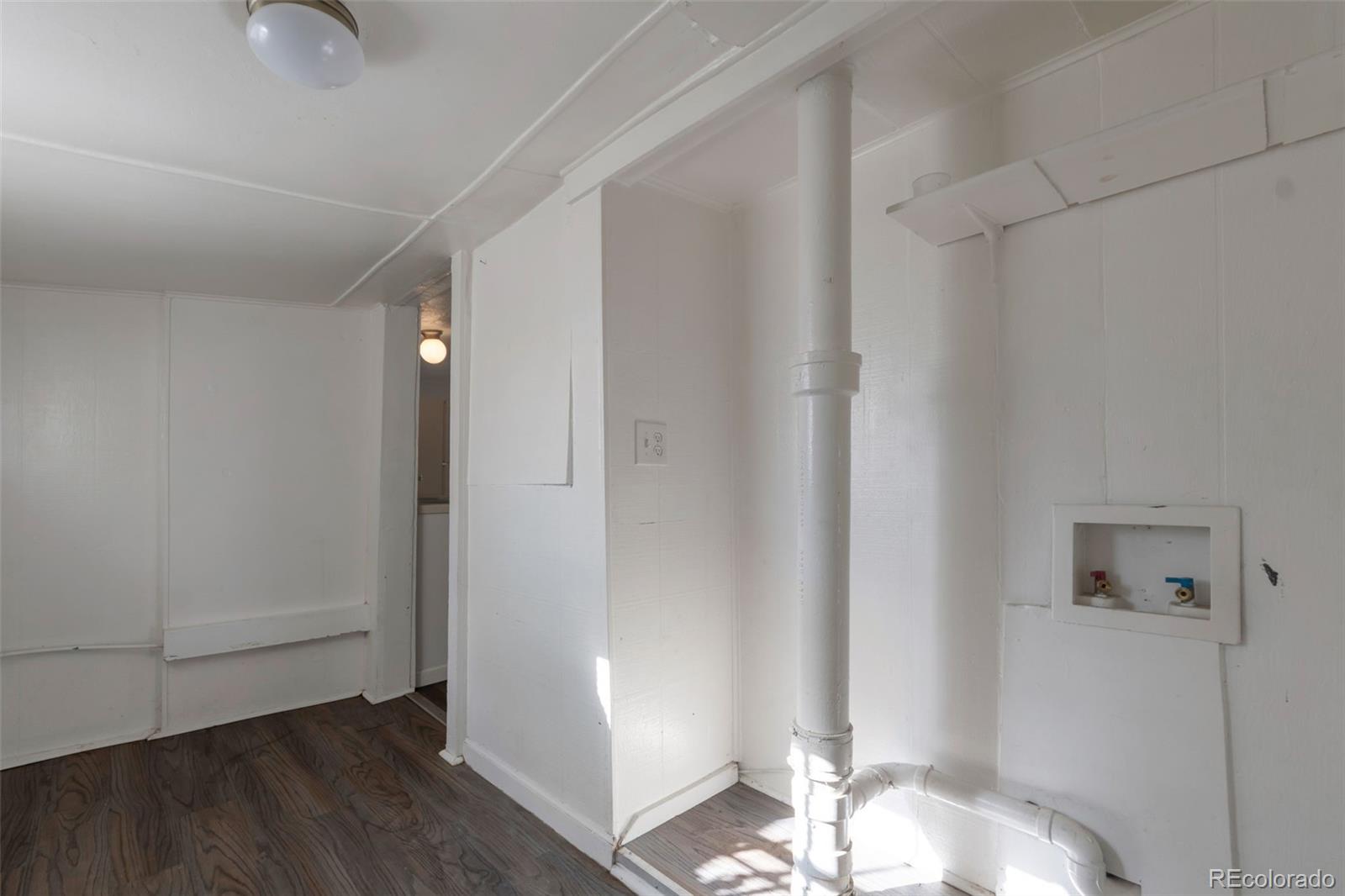 MLS Image #8 for 1272  ulster street,denver, Colorado