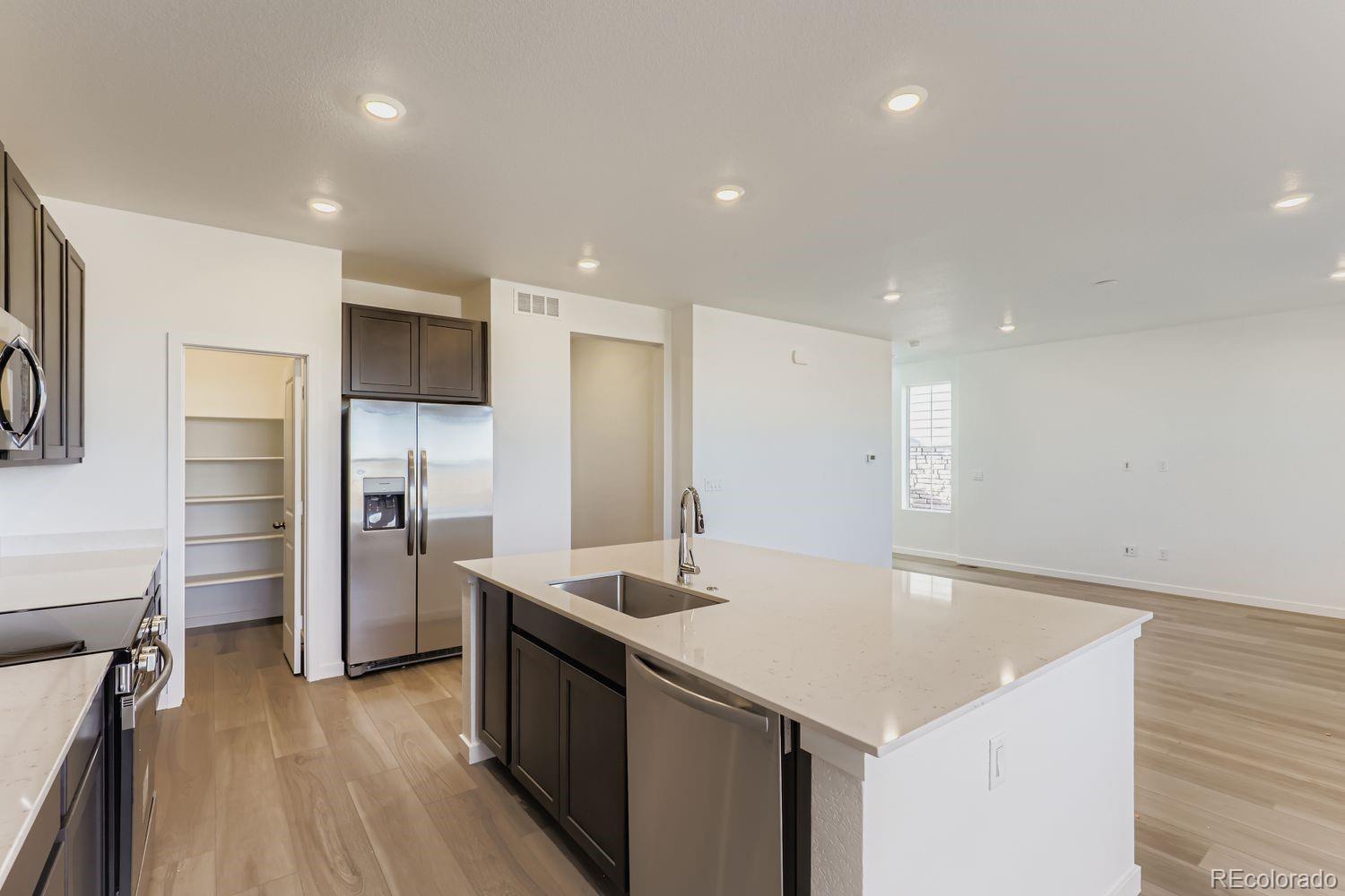 MLS Image #3 for 6919  juniper drive ,thornton, Colorado