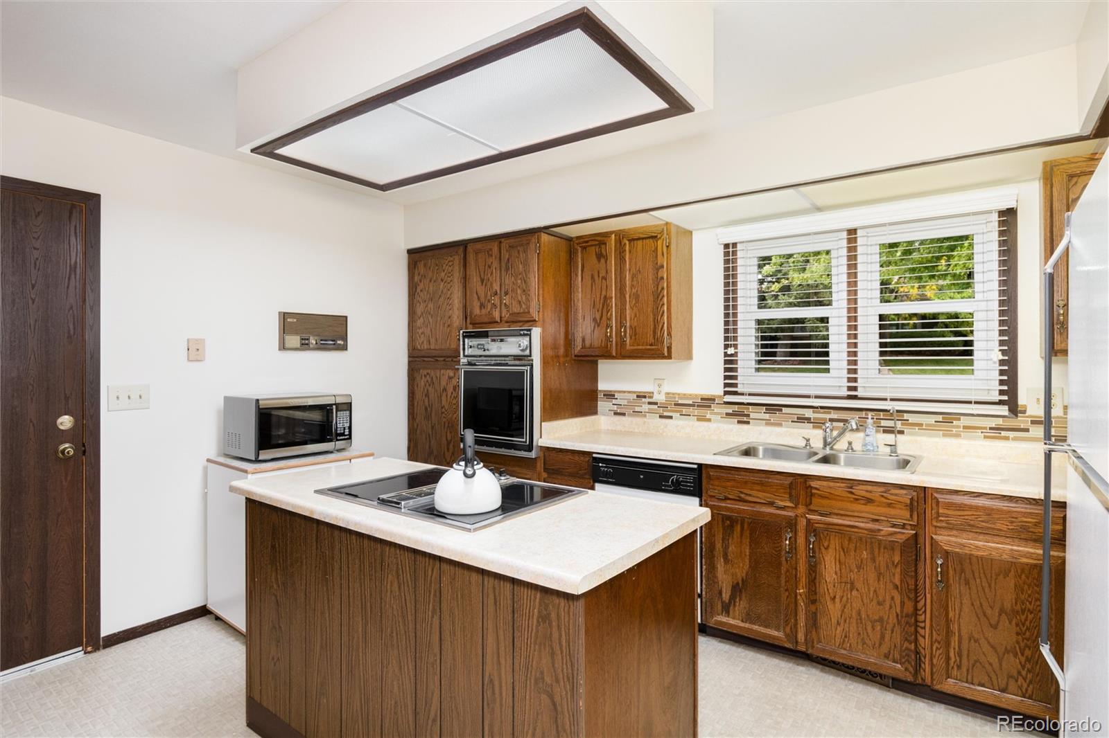 MLS Image #15 for 49  carla way,broomfield, Colorado