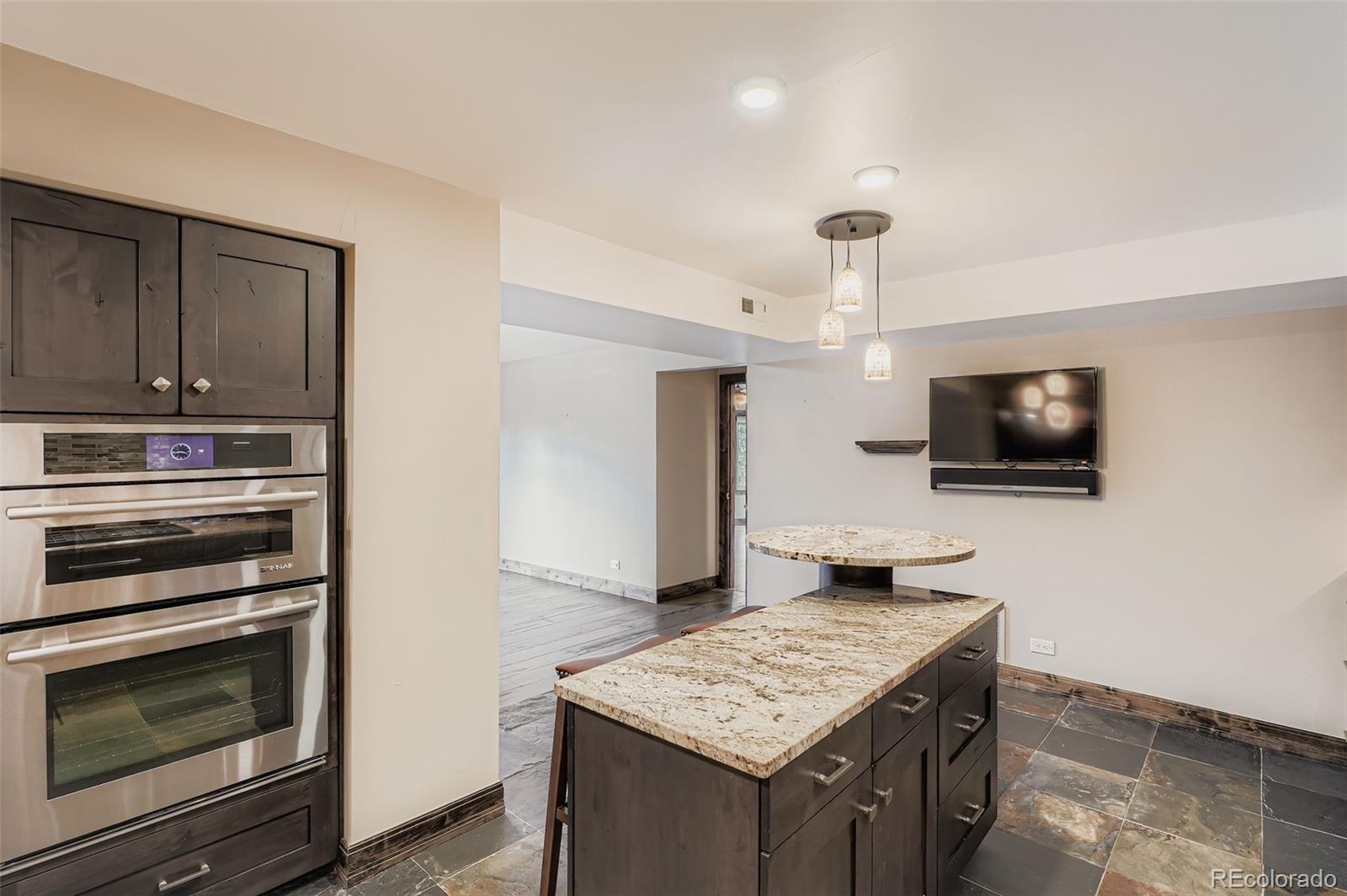 MLS Image #10 for 4605 s yosemite street 304,denver, Colorado