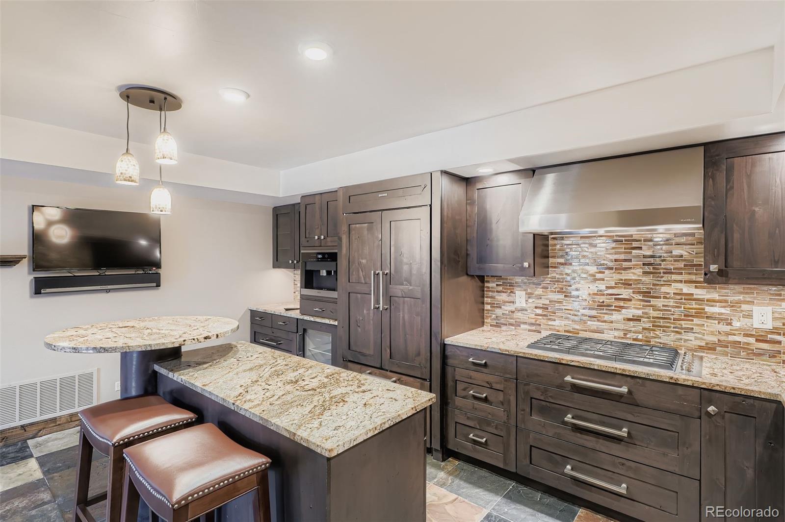 MLS Image #11 for 4605 s yosemite street 304,denver, Colorado
