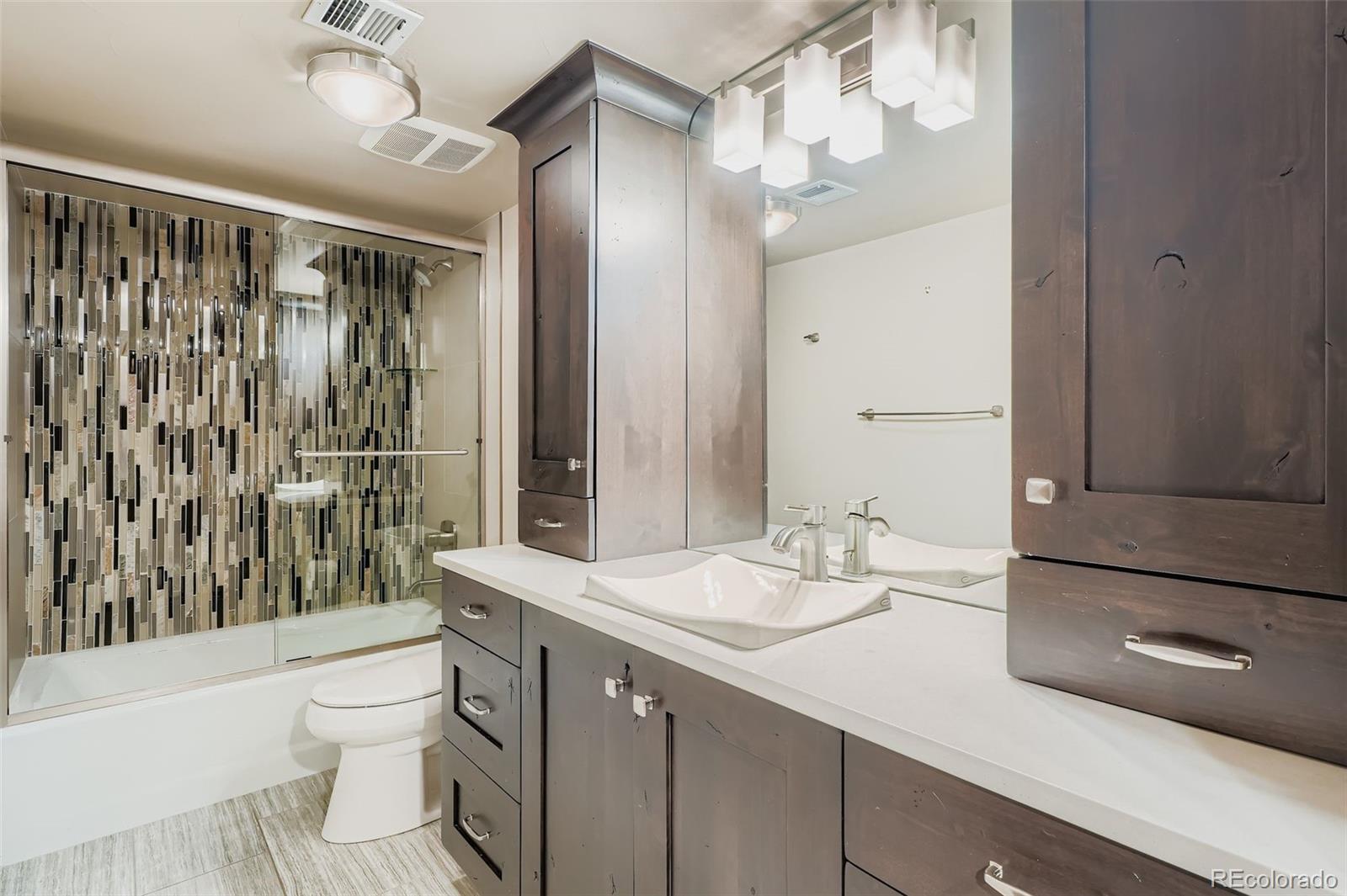 MLS Image #21 for 4605 s yosemite street 304,denver, Colorado
