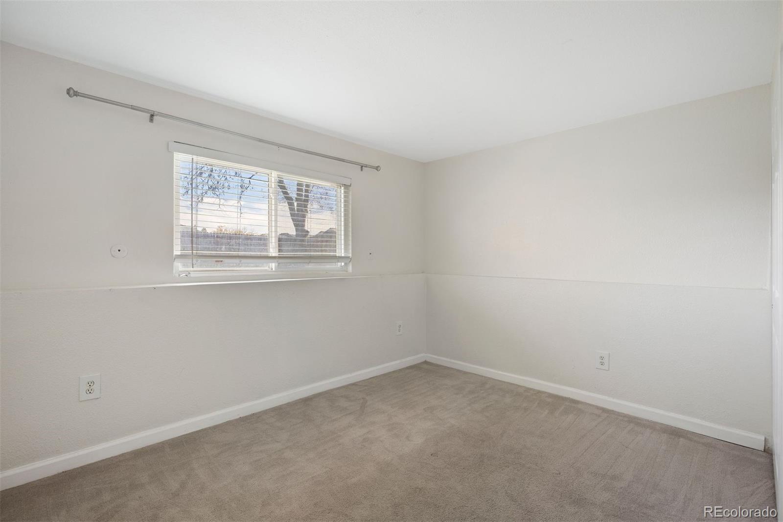 MLS Image #13 for 1006 s waco way,aurora, Colorado