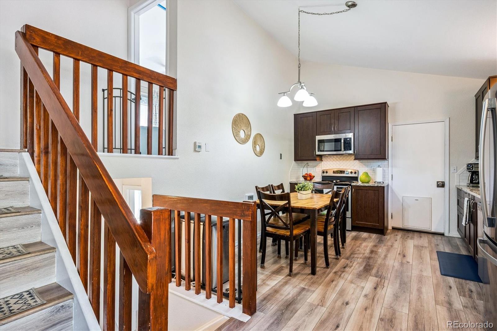 MLS Image #4 for 1006 s waco way,aurora, Colorado
