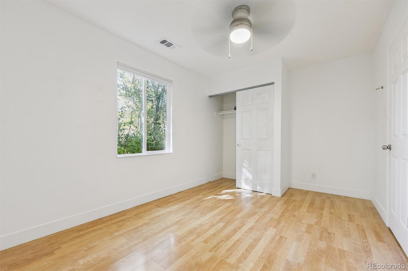 MLS Image #15 for 321  stuart street,denver, Colorado