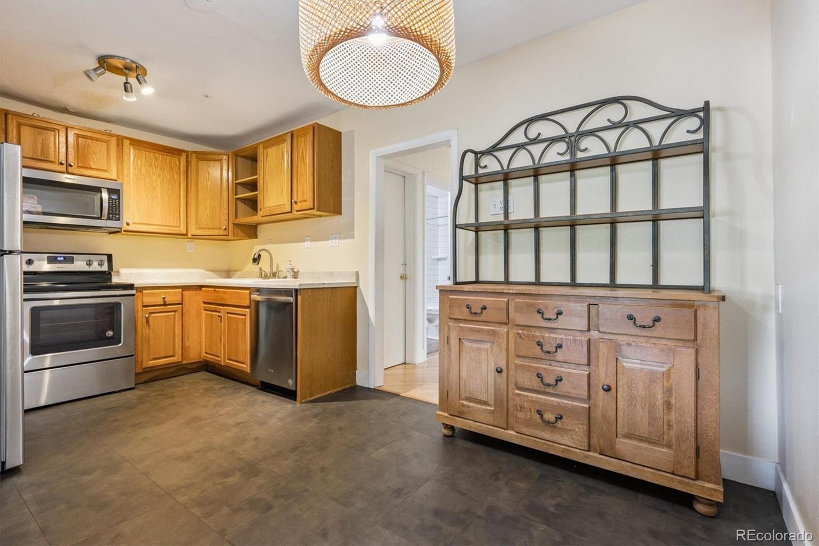MLS Image #18 for 321  stuart street,denver, Colorado