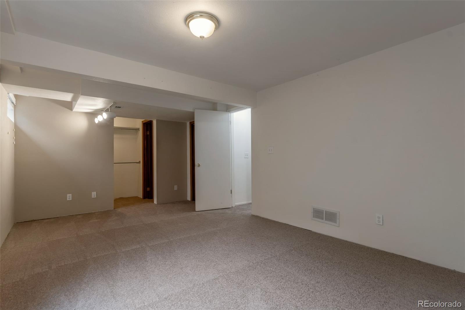 MLS Image #10 for 4217 s argonne street,aurora, Colorado