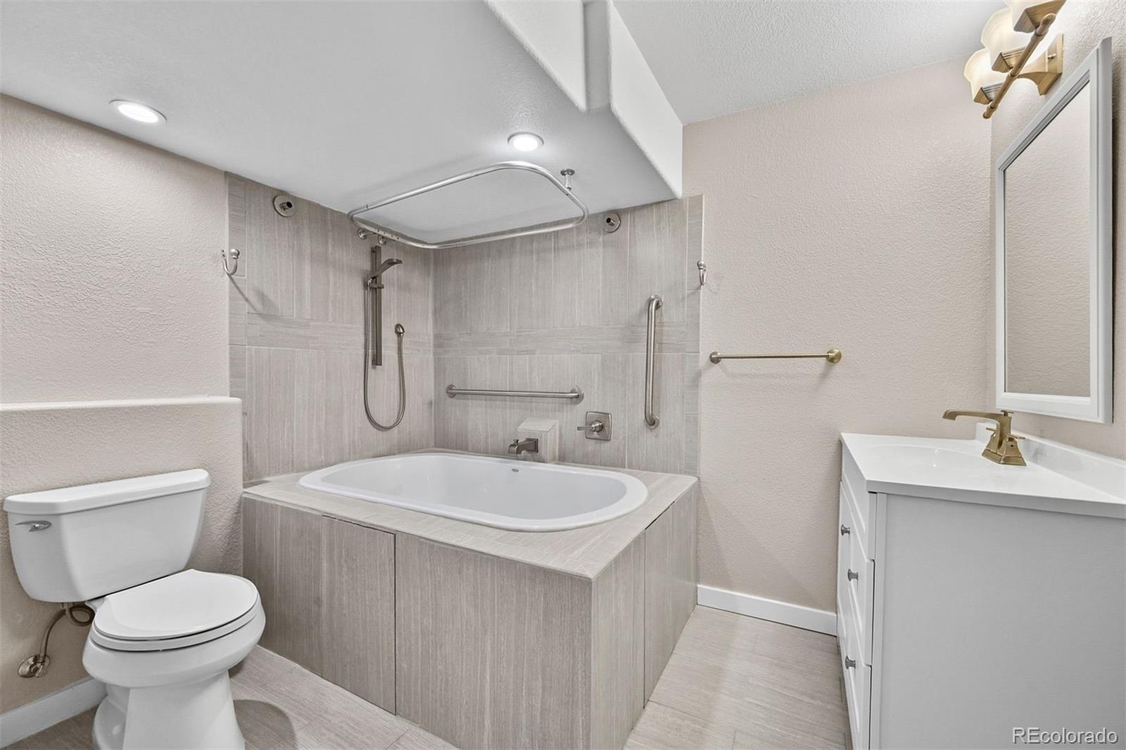 MLS Image #29 for 1354  promontory bluff view,colorado springs, Colorado
