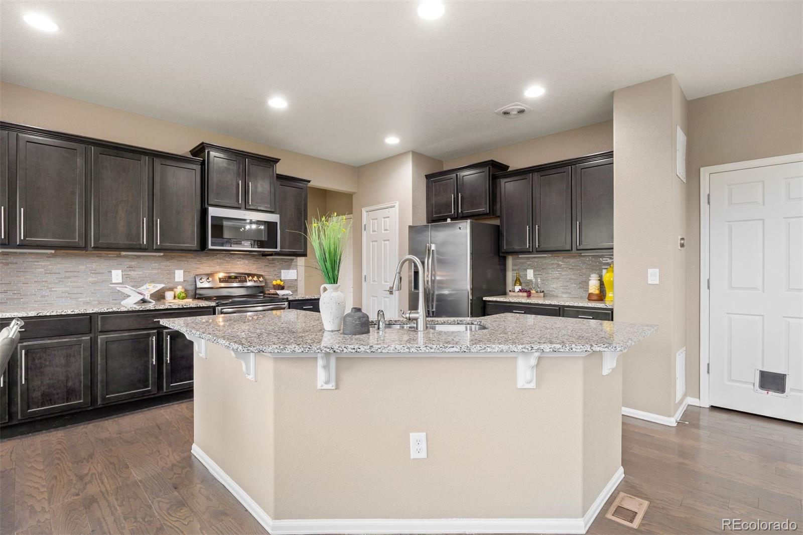 MLS Image #13 for 19448 e 62nd avenue,aurora, Colorado
